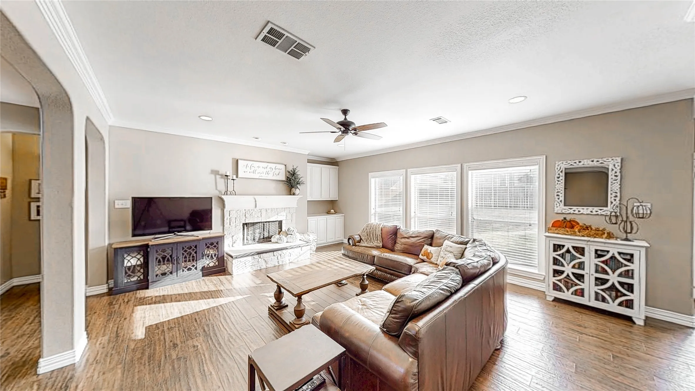 Single Family Residence For Sale in Denton County , 406 Goodnight Trail, Argyle, Texas 76226, 4 Bedroom, 4 Bathroom, 3 Garage spaces, 3,006 Sqft, built in 2000, mls#21412305, Real Estate Agent in Argyle, Homes For Sale in Denton county, Homes For Sale in Argyle, Realtor in Argyle Texas, Real Estate Brokerage Independent Realty Texas, Luminita Cordes Realtor