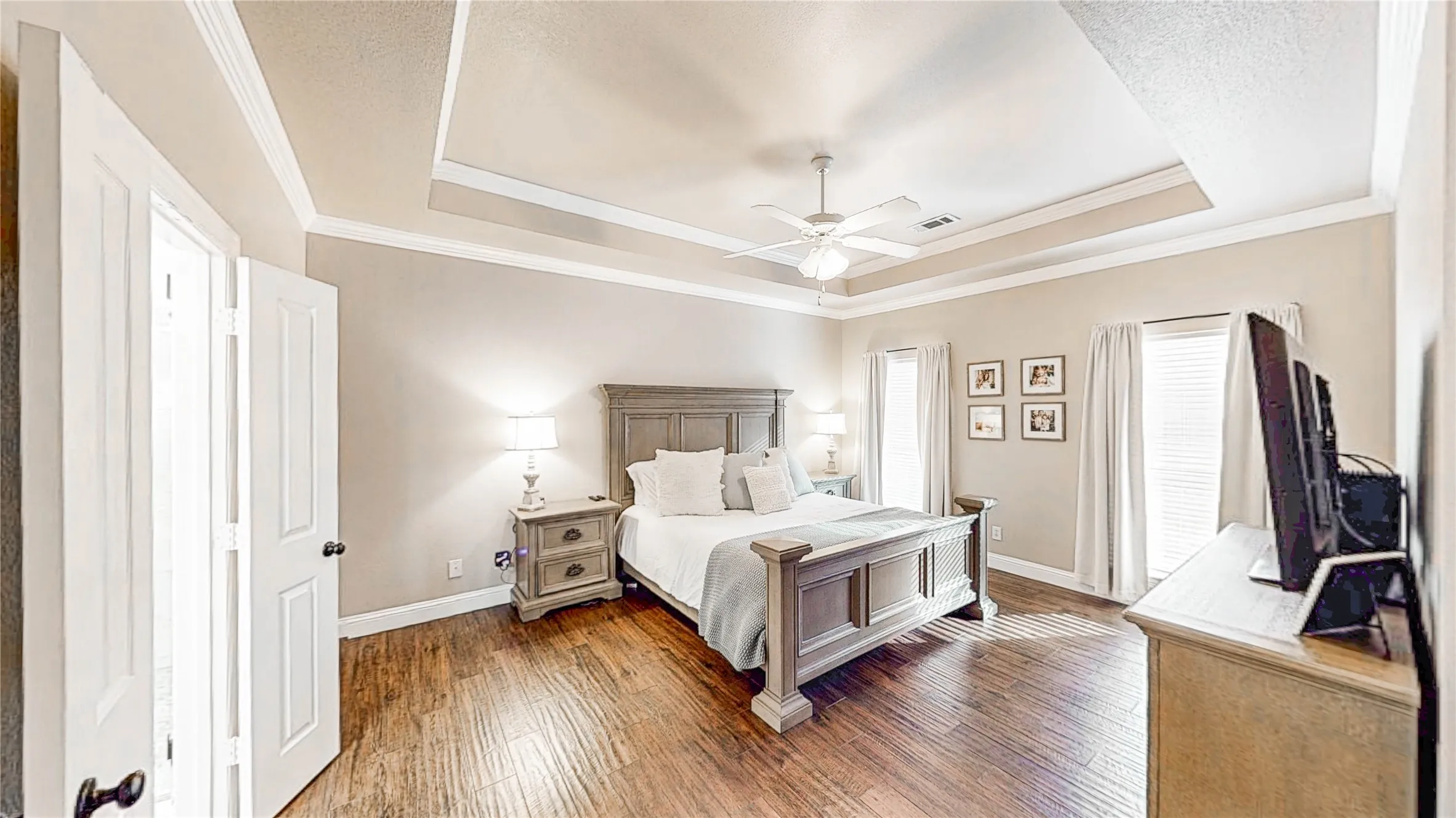Single Family Residence For Sale in Denton County , 406 Goodnight Trail, Argyle, Texas 76226, 4 Bedroom, 4 Bathroom, 3 Garage spaces, 3,006 Sqft, built in 2000, mls#21412305, Real Estate Agent in Argyle, Homes For Sale in Denton county, Homes For Sale in Argyle, Realtor in Argyle Texas, Real Estate Brokerage Independent Realty Texas, Luminita Cordes Realtor