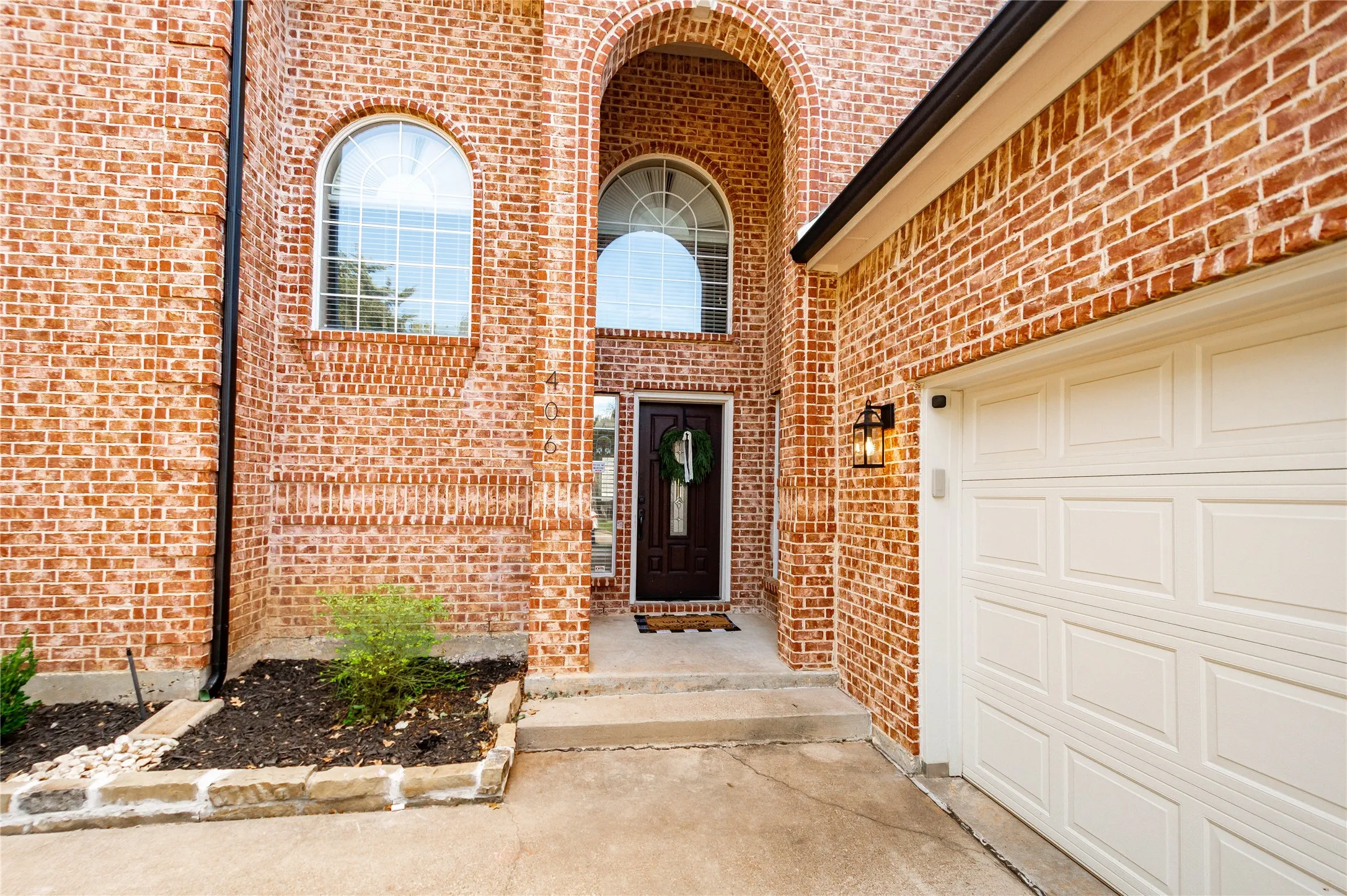 Single Family Residence For Sale in Denton County , 406 Goodnight Trail, Argyle, Texas 76226, 4 Bedroom, 4 Bathroom, 3 Garage spaces, 3,006 Sqft, built in 2000, mls#21412305, Real Estate Agent in Argyle, Homes For Sale in Denton county, Homes For Sale in Argyle, Realtor in Argyle Texas, Real Estate Brokerage Independent Realty Texas, Luminita Cordes Realtor