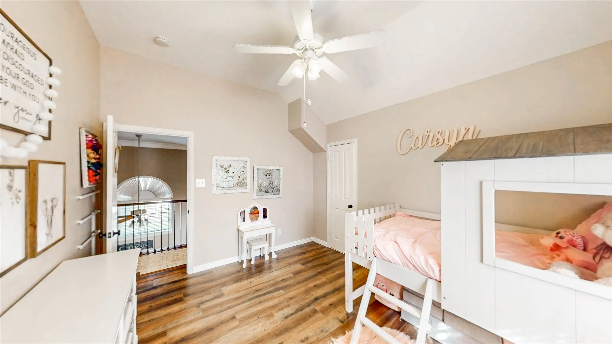Single Family Residence For Sale in Denton County , 406 Goodnight Trail, Argyle, Texas 76226, 4 Bedroom, 4 Bathroom, 3 Garage spaces, 3,006 Sqft, built in 2000, mls#21412305, Real Estate Agent in Argyle, Homes For Sale in Denton county, Homes For Sale in Argyle, Realtor in Argyle Texas, Real Estate Brokerage Independent Realty Texas, Luminita Cordes Realtor