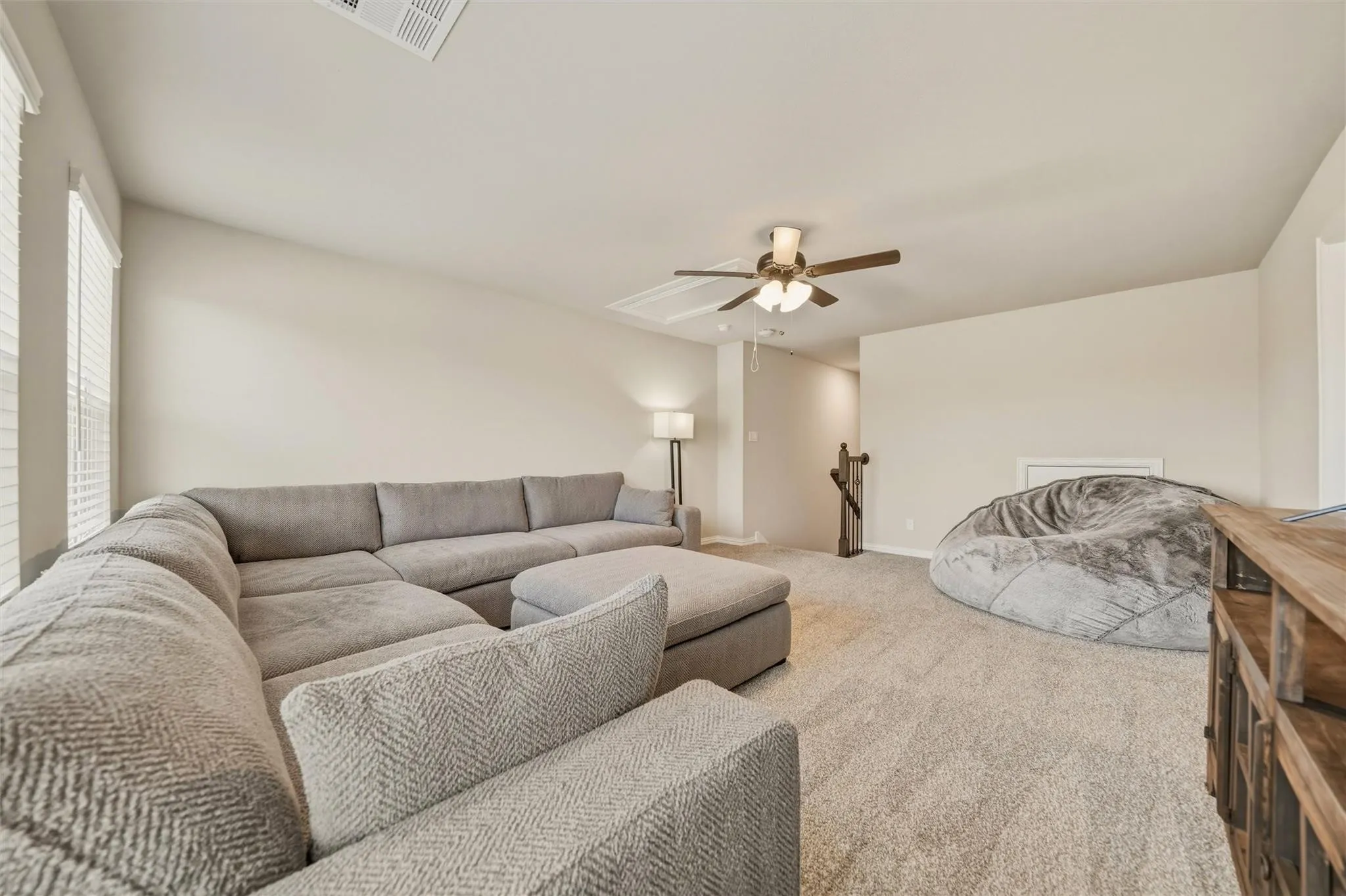 Single Family Residence For Sale in Parker County , 1516 Somerset Lane, Weatherford, Texas 76087, 5 Bedroom, 4 Bathroom, 2 Garage spaces, 3,083 Sqft, built in 2022, mls#21412320, Real Estate Agent in Weatherford, Homes For Sale in Parker county, Homes For Sale in Weatherford, Realtor in Weatherford Texas, Real Estate Brokerage Independent Realty Texas, Luminita Cordes Realtor