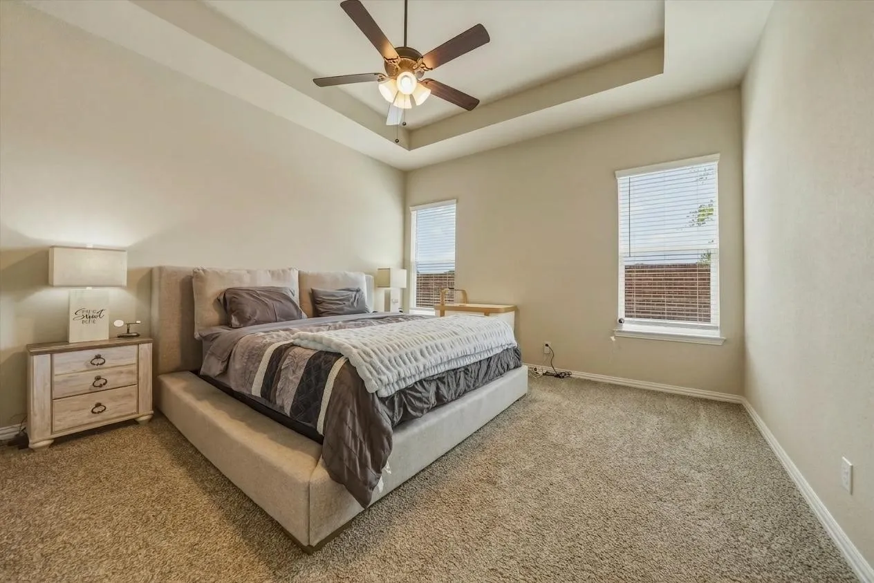 Single Family Residence For Sale in Parker County , 1516 Somerset Lane, Weatherford, Texas 76087, 5 Bedroom, 4 Bathroom, 2 Garage spaces, 3,083 Sqft, built in 2022, mls#21412320, Real Estate Agent in Weatherford, Homes For Sale in Parker county, Homes For Sale in Weatherford, Realtor in Weatherford Texas, Real Estate Brokerage Independent Realty Texas, Luminita Cordes Realtor