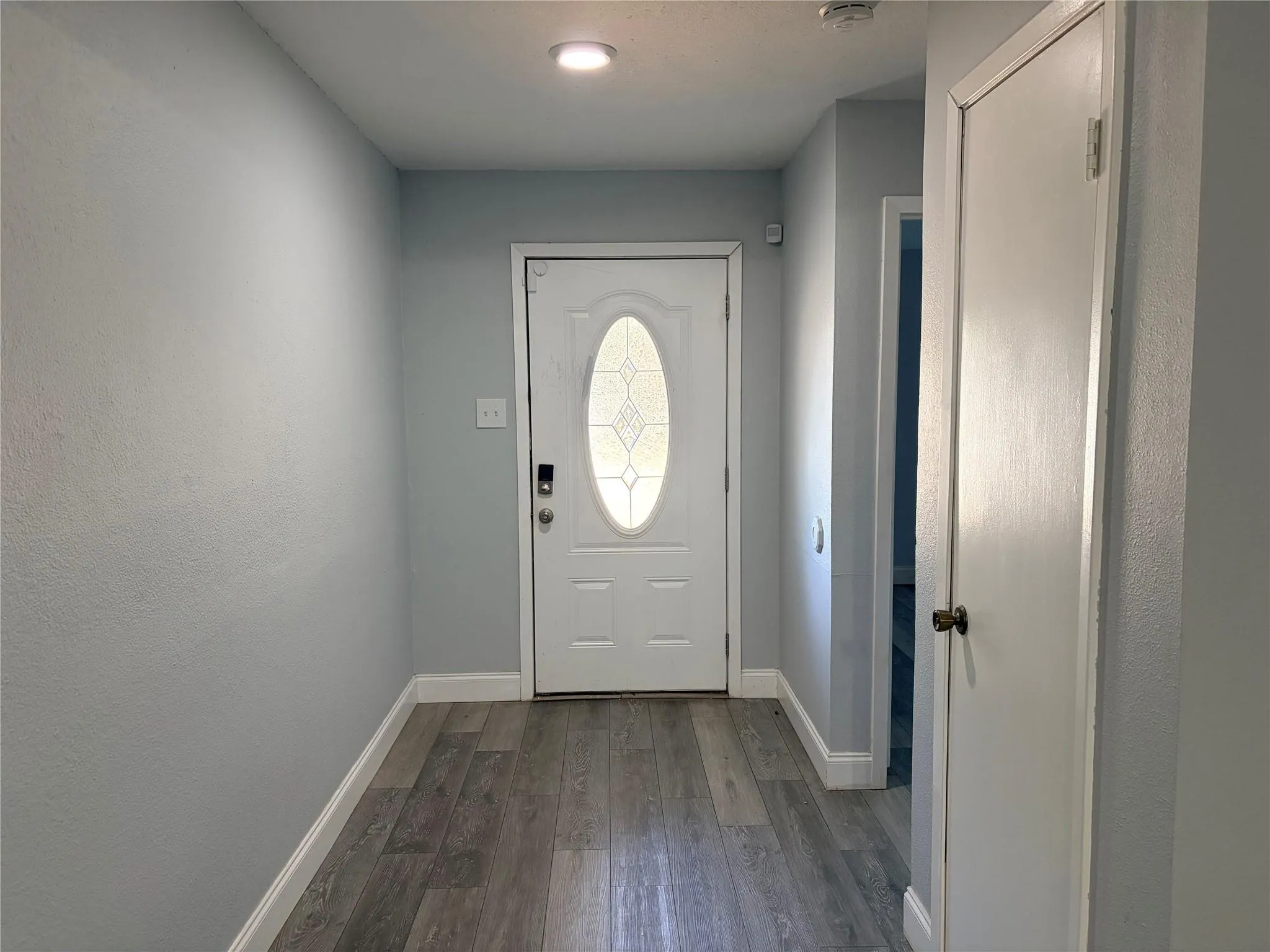Single Family Residence For Rent in Tarrant County , 1025 Fox River Lane, Fort Worth, Texas 76120, 3 Bedroom, 2 Bathroom, 2 Garage spaces, 1,425 Sqft, built in 1979, mls#21412360, Real Estate Agent in Fort Worth, Homes For Rent in Tarrant county, Homes For Rent in Fort Worth, Realtor in Fort Worth Texas, Real Estate Brokerage Independent Realty Texas, Luminita Cordes Realtor