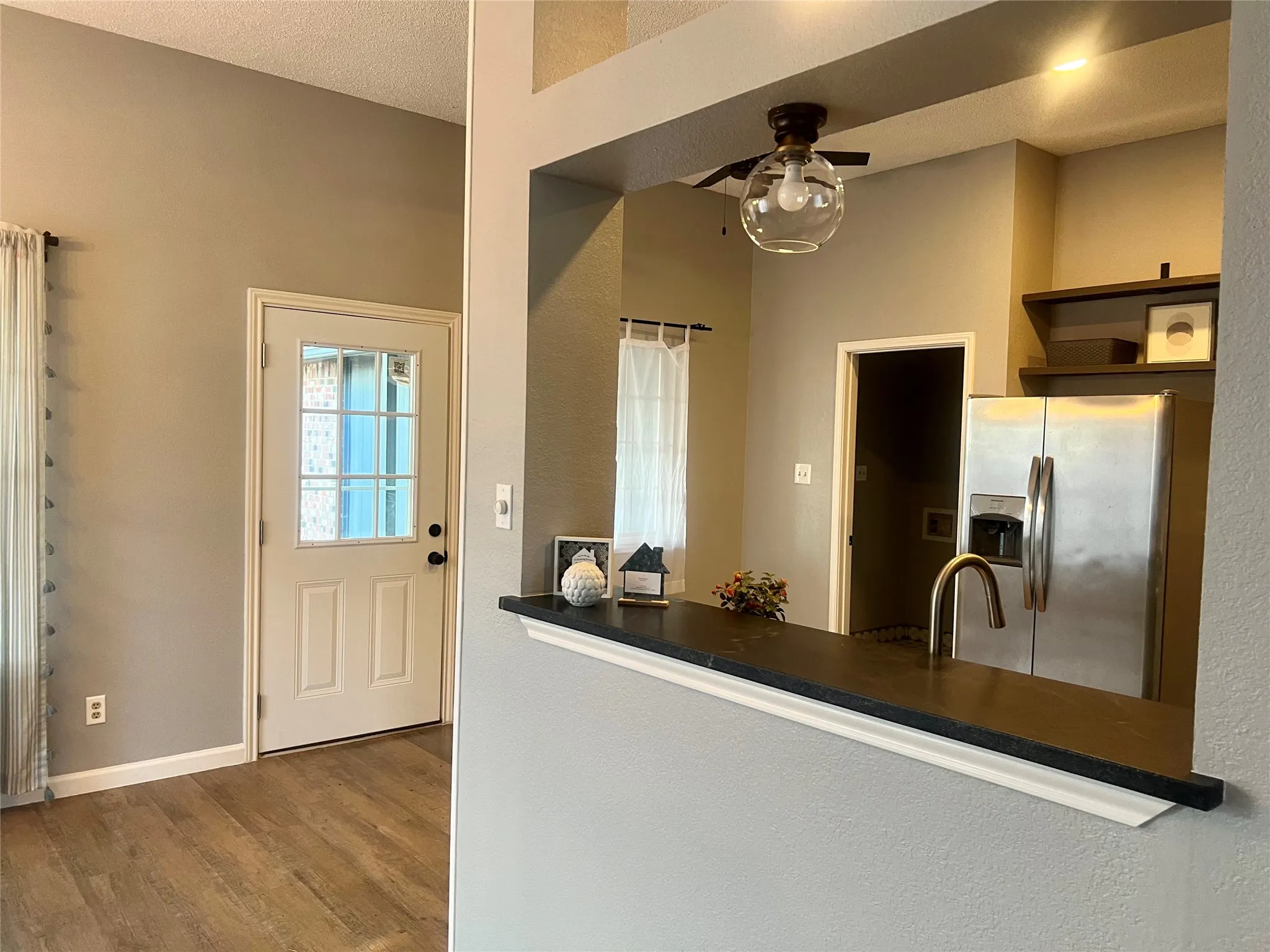 Single Family Residence For Sale in Denton County , 4125 Gardner Drive, The Colony, Texas 75056, 3 Bedroom, 2 Bathroom, 2 Garage spaces, 1,570 Sqft, built in 1987, mls#21411534, Real Estate Agent in The Colony, Homes For Sale in Denton county, Homes For Sale in The Colony, Realtor in The Colony Texas, Real Estate Brokerage Independent Realty Texas, Luminita Cordes Realtor