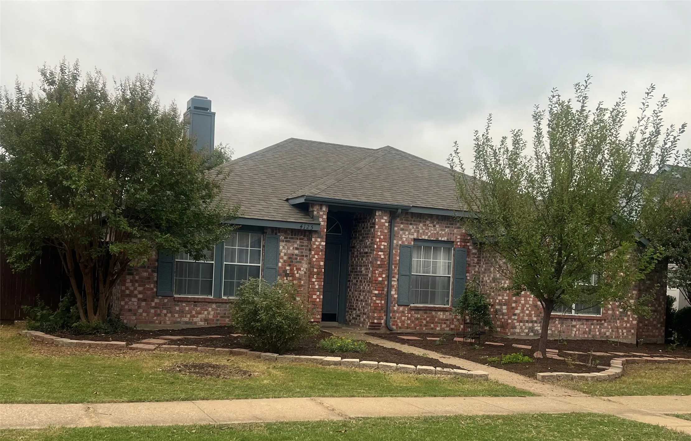 Single Family Residence For Sale in Denton County , 4125 Gardner Drive, The Colony, Texas 75056, 3 Bedroom, 2 Bathroom, 2 Garage spaces, 1,570 Sqft, built in 1987, mls#21411534, Real Estate Agent in The Colony, Homes For Sale in Denton county, Homes For Sale in The Colony, Realtor in The Colony Texas, Real Estate Brokerage Independent Realty Texas, Luminita Cordes Realtor