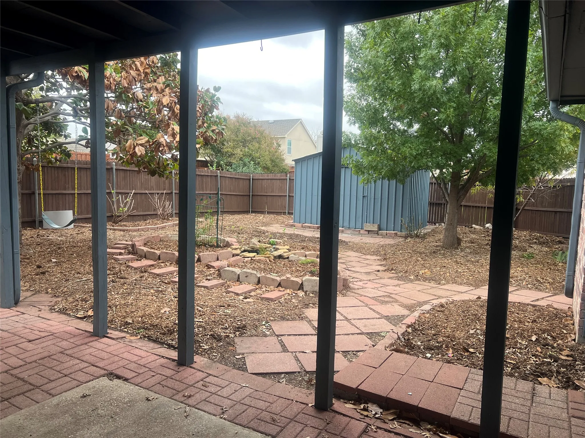 Single Family Residence For Sale in Denton County , 4125 Gardner Drive, The Colony, Texas 75056, 3 Bedroom, 2 Bathroom, 2 Garage spaces, 1,570 Sqft, built in 1987, mls#21411534, Real Estate Agent in The Colony, Homes For Sale in Denton county, Homes For Sale in The Colony, Realtor in The Colony Texas, Real Estate Brokerage Independent Realty Texas, Luminita Cordes Realtor