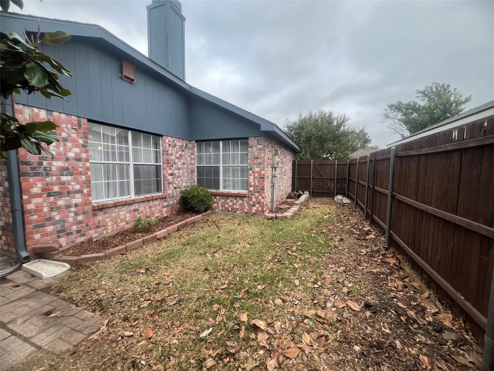 Single Family Residence For Sale in Denton County , 4125 Gardner Drive, The Colony, Texas 75056, 3 Bedroom, 2 Bathroom, 2 Garage spaces, 1,570 Sqft, built in 1987, mls#21411534, Real Estate Agent in The Colony, Homes For Sale in Denton county, Homes For Sale in The Colony, Realtor in The Colony Texas, Real Estate Brokerage Independent Realty Texas, Luminita Cordes Realtor
