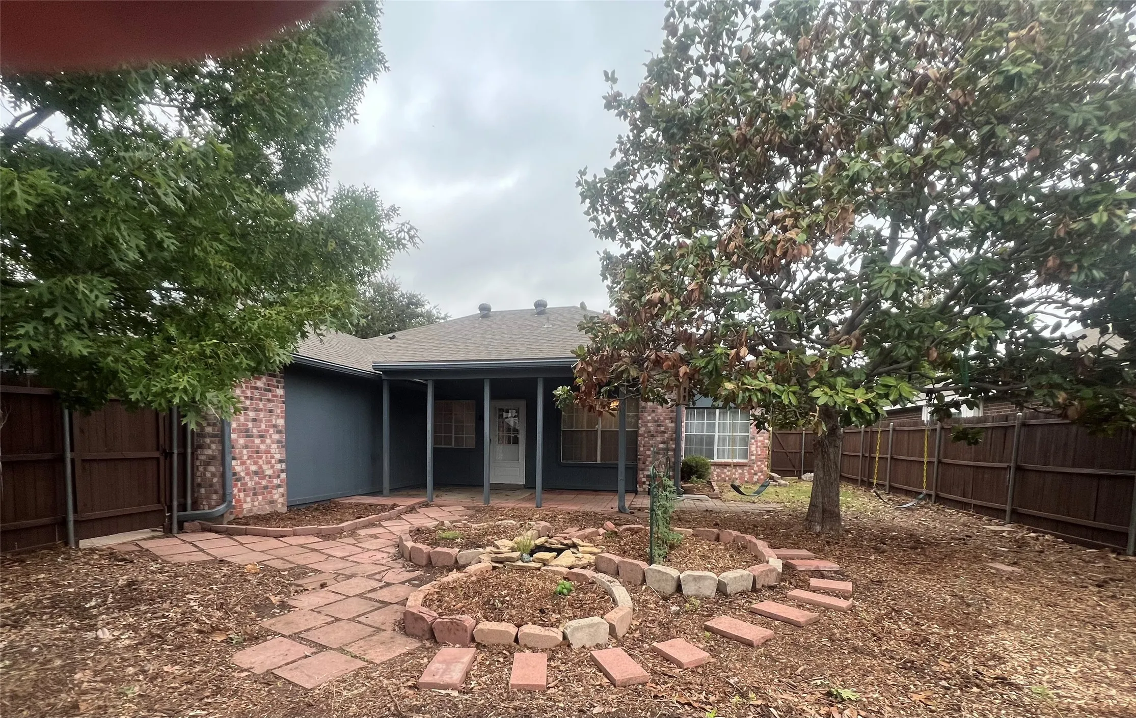 Single Family Residence For Sale in Denton County , 4125 Gardner Drive, The Colony, Texas 75056, 3 Bedroom, 2 Bathroom, 2 Garage spaces, 1,570 Sqft, built in 1987, mls#21411534, Real Estate Agent in The Colony, Homes For Sale in Denton county, Homes For Sale in The Colony, Realtor in The Colony Texas, Real Estate Brokerage Independent Realty Texas, Luminita Cordes Realtor