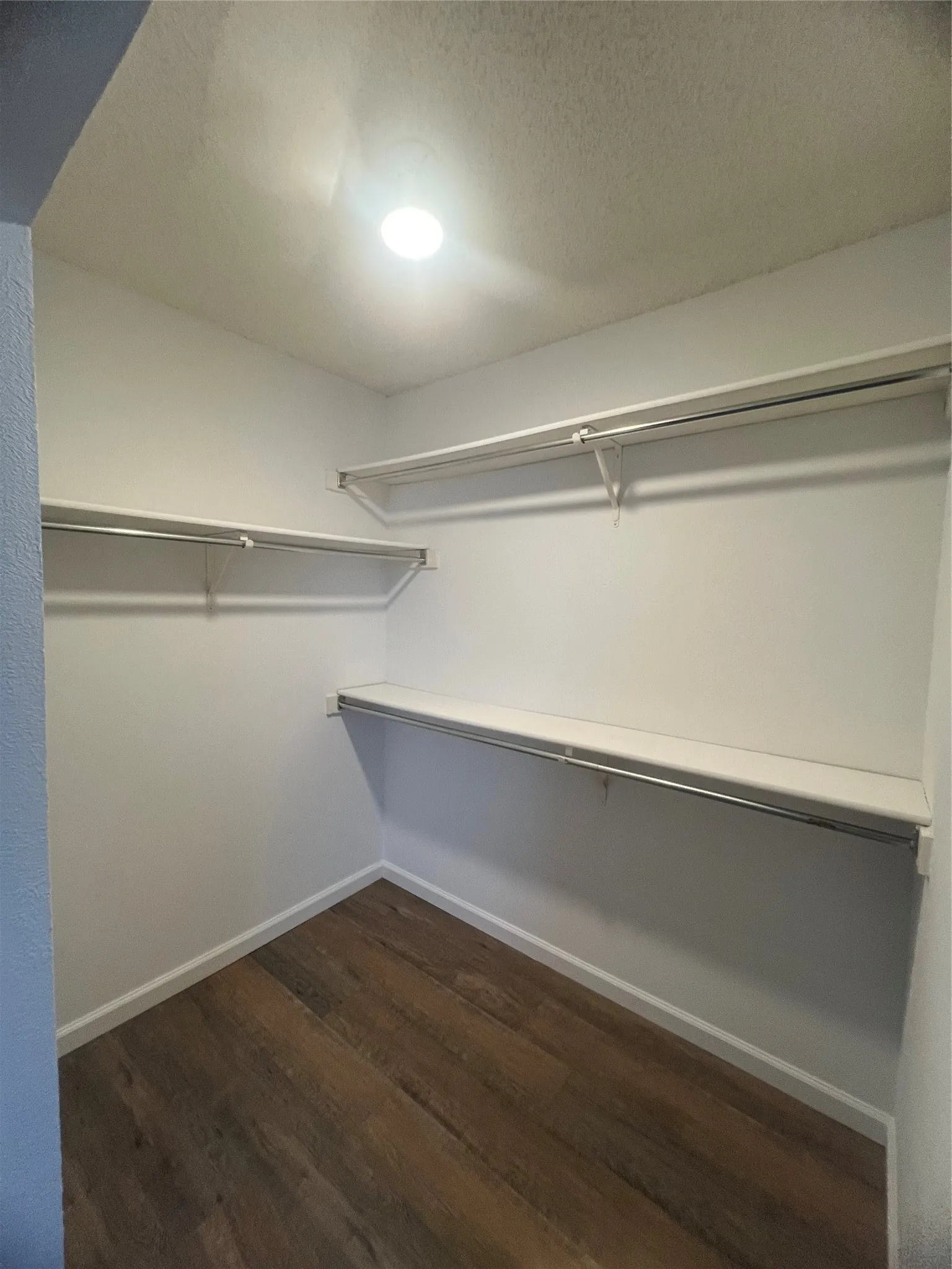 Single Family Residence For Sale in Denton County , 4125 Gardner Drive, The Colony, Texas 75056, 3 Bedroom, 2 Bathroom, 2 Garage spaces, 1,570 Sqft, built in 1987, mls#21411534, Real Estate Agent in The Colony, Homes For Sale in Denton county, Homes For Sale in The Colony, Realtor in The Colony Texas, Real Estate Brokerage Independent Realty Texas, Luminita Cordes Realtor