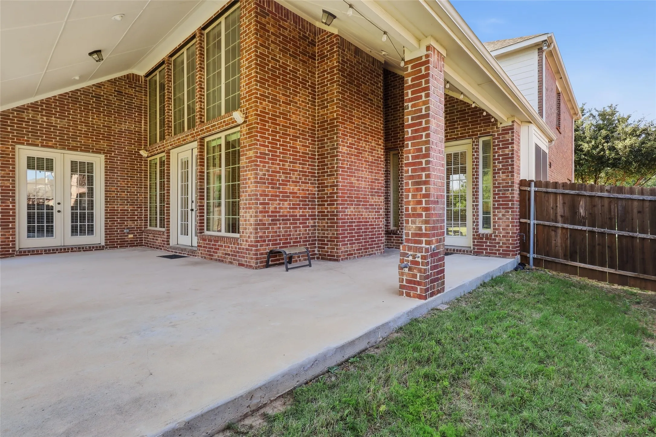 Single Family Residence For Rent in Collin County , 14785 Palm Desert Lane, Frisco, Texas 75035, 6 Bedroom, 4 Bathroom, 3 Garage spaces, 5,000 Sqft, built in 2012, mls#21412377, Real Estate Agent in Frisco, Homes For Rent in Collin county, Homes For Rent in Frisco, Realtor in Frisco Texas, Real Estate Brokerage Independent Realty Texas, Luminita Cordes Realtor