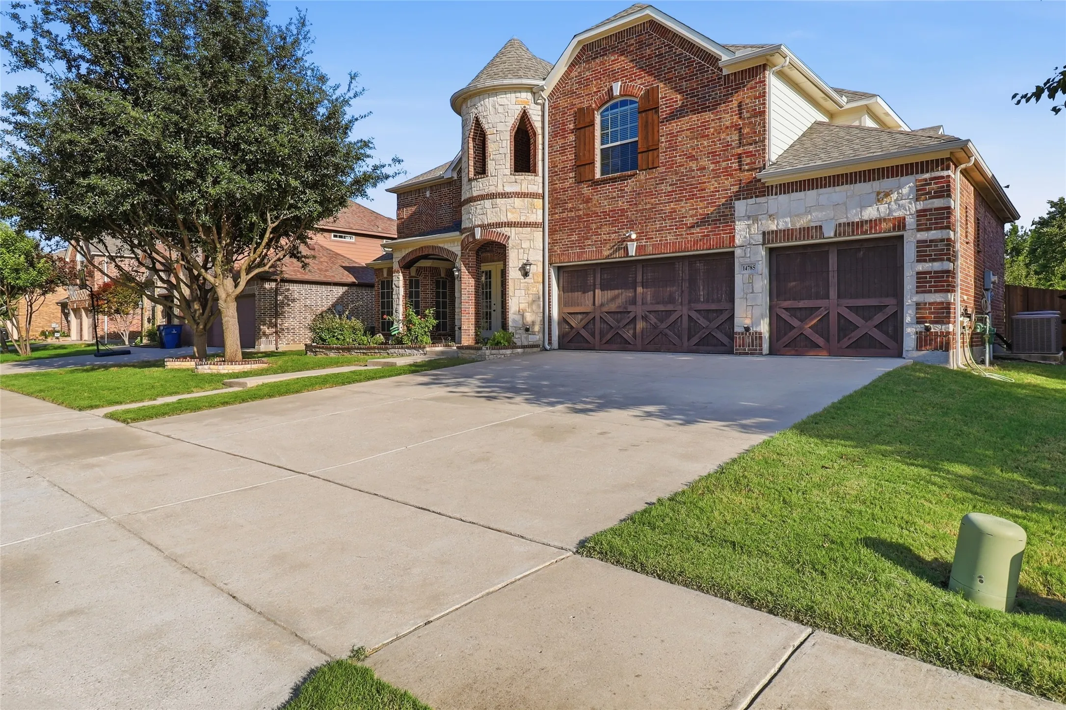 Single Family Residence For Rent in Collin County , 14785 Palm Desert Lane, Frisco, Texas 75035, 6 Bedroom, 4 Bathroom, 3 Garage spaces, 5,000 Sqft, built in 2012, mls#21412377, Real Estate Agent in Frisco, Homes For Rent in Collin county, Homes For Rent in Frisco, Realtor in Frisco Texas, Real Estate Brokerage Independent Realty Texas, Luminita Cordes Realtor
