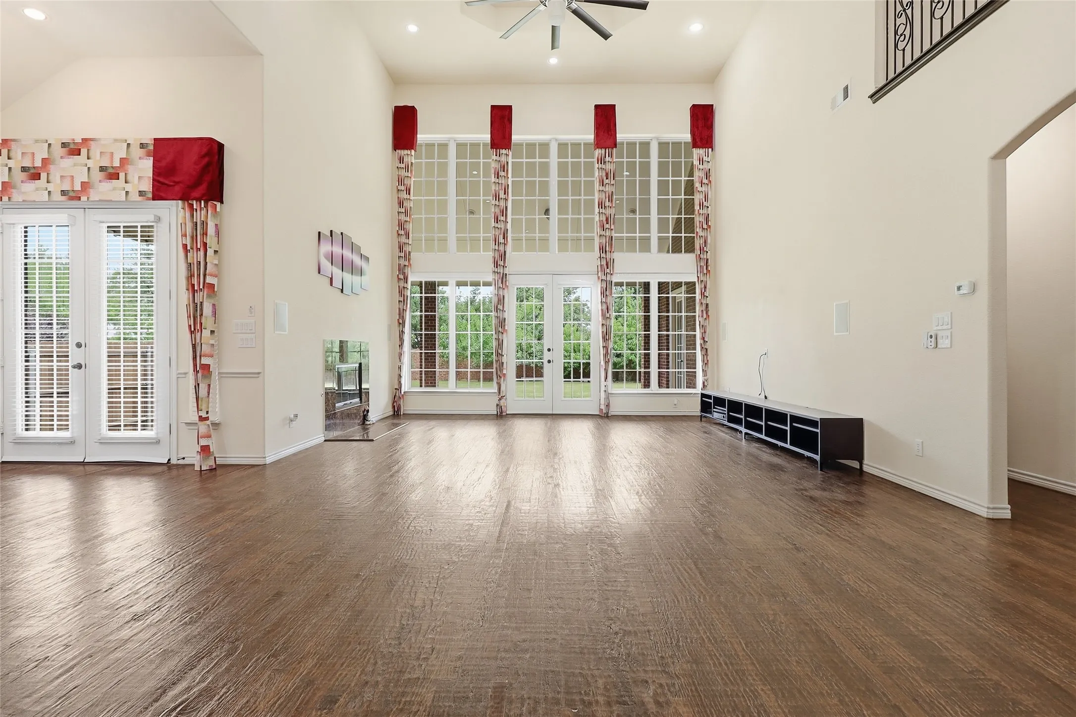 Single Family Residence For Rent in Collin County , 14785 Palm Desert Lane, Frisco, Texas 75035, 6 Bedroom, 4 Bathroom, 3 Garage spaces, 5,000 Sqft, built in 2012, mls#21412377, Real Estate Agent in Frisco, Homes For Rent in Collin county, Homes For Rent in Frisco, Realtor in Frisco Texas, Real Estate Brokerage Independent Realty Texas, Luminita Cordes Realtor