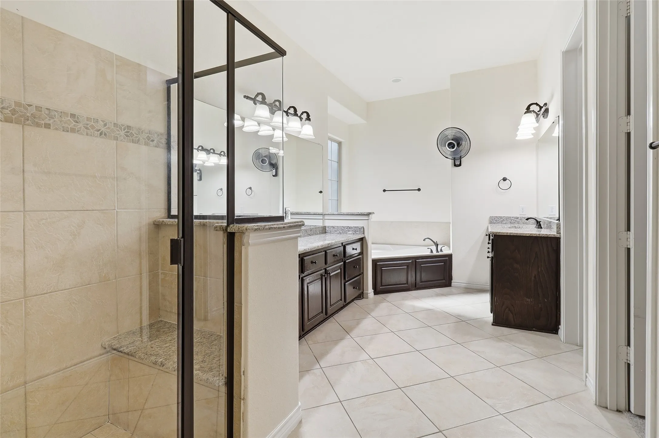 Single Family Residence For Rent in Collin County , 14785 Palm Desert Lane, Frisco, Texas 75035, 6 Bedroom, 4 Bathroom, 3 Garage spaces, 5,000 Sqft, built in 2012, mls#21412377, Real Estate Agent in Frisco, Homes For Rent in Collin county, Homes For Rent in Frisco, Realtor in Frisco Texas, Real Estate Brokerage Independent Realty Texas, Luminita Cordes Realtor