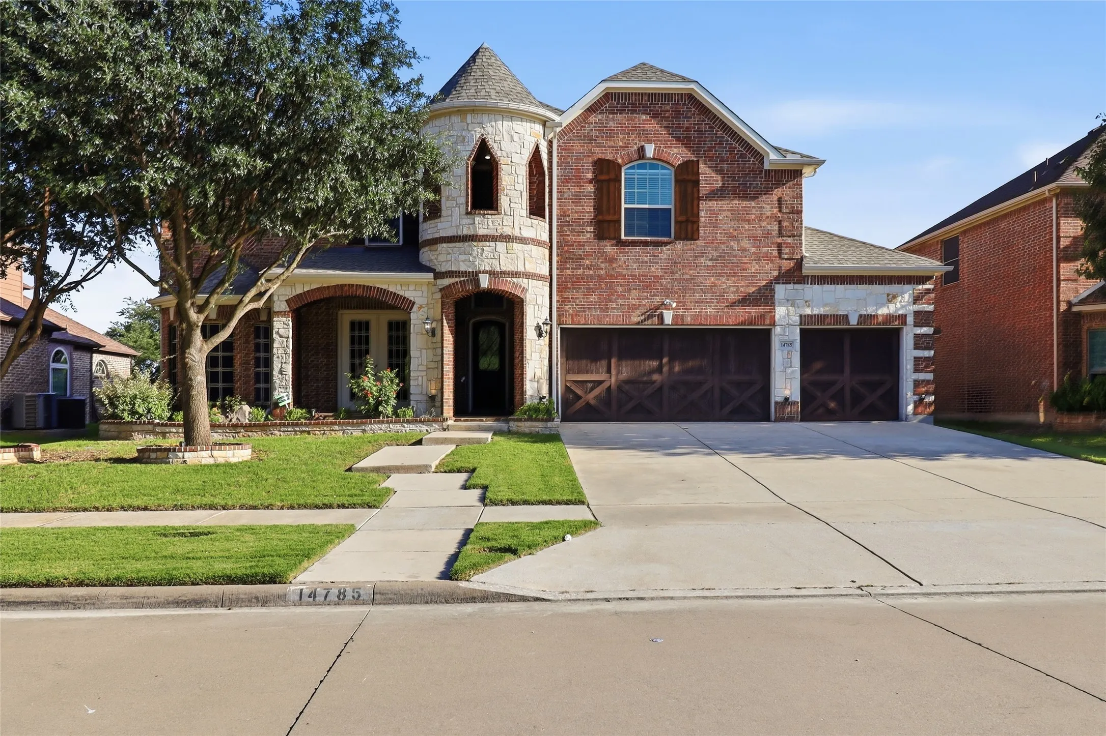 Single Family Residence For Rent