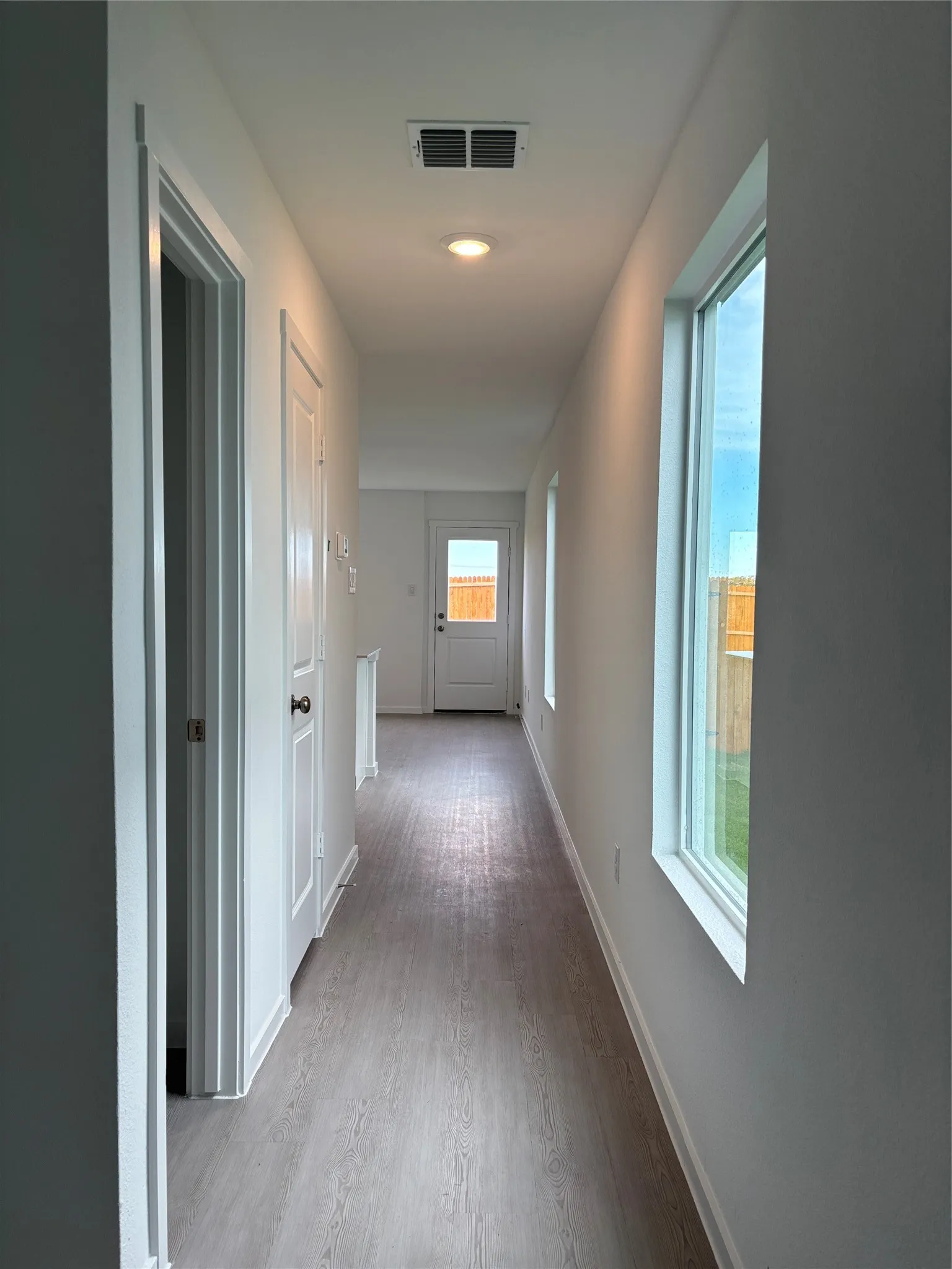 Single Family Residence For Rent in Collin County , 812 Sandhill Crane Ln, Princeton, Texas 75407, 3 Bedroom, 3 Bathroom, 1 Garage spaces, 1,198 Sqft, built in 2025, mls#21412286, Real Estate Agent in Princeton, Homes For Rent in Collin county, Homes For Rent in Princeton, Realtor in Princeton Texas, Real Estate Brokerage Independent Realty Texas, Luminita Cordes Realtor
