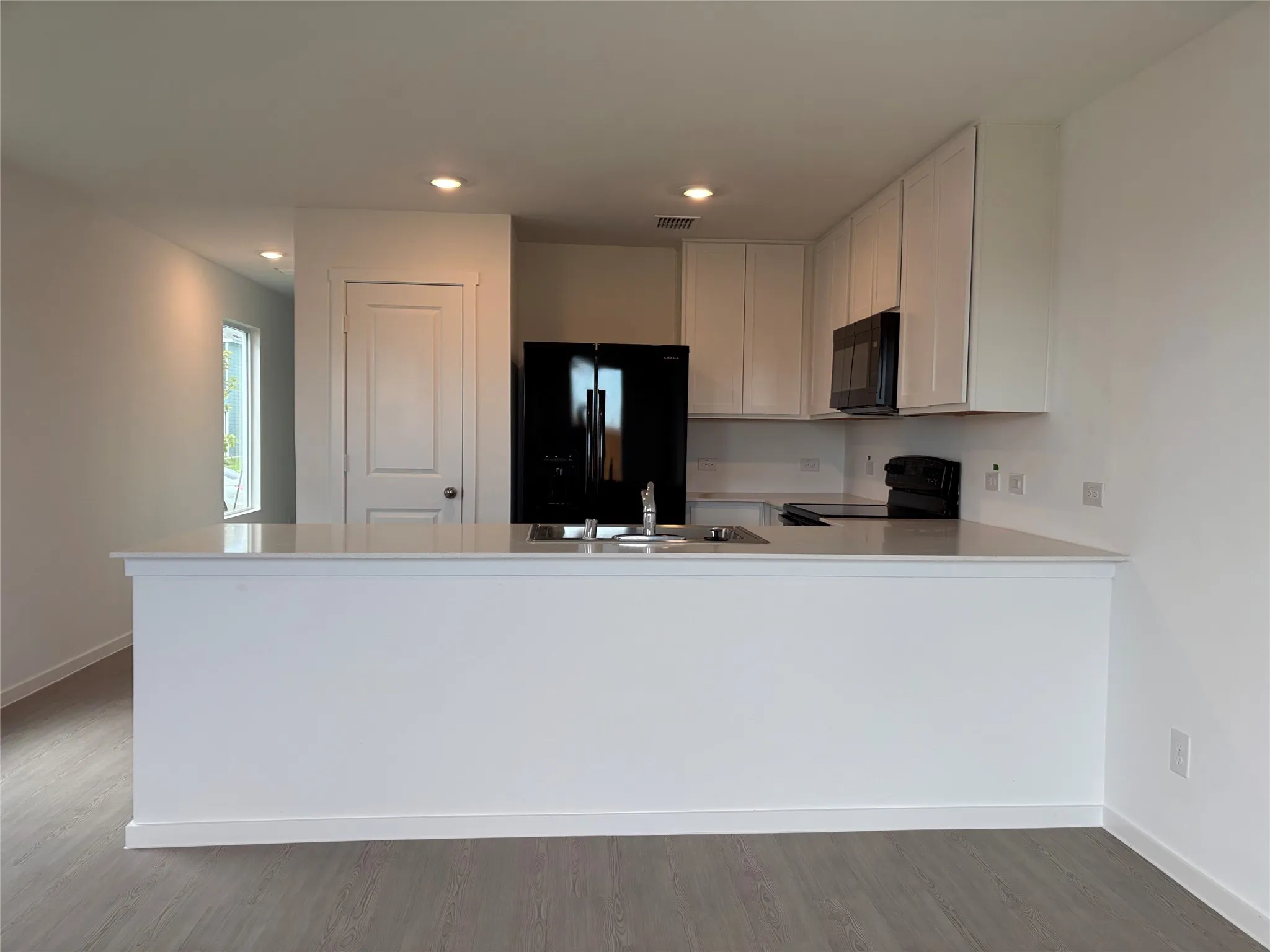 Single Family Residence For Rent in Collin County , 812 Sandhill Crane Ln, Princeton, Texas 75407, 3 Bedroom, 3 Bathroom, 1 Garage spaces, 1,198 Sqft, built in 2025, mls#21412286, Real Estate Agent in Princeton, Homes For Rent in Collin county, Homes For Rent in Princeton, Realtor in Princeton Texas, Real Estate Brokerage Independent Realty Texas, Luminita Cordes Realtor