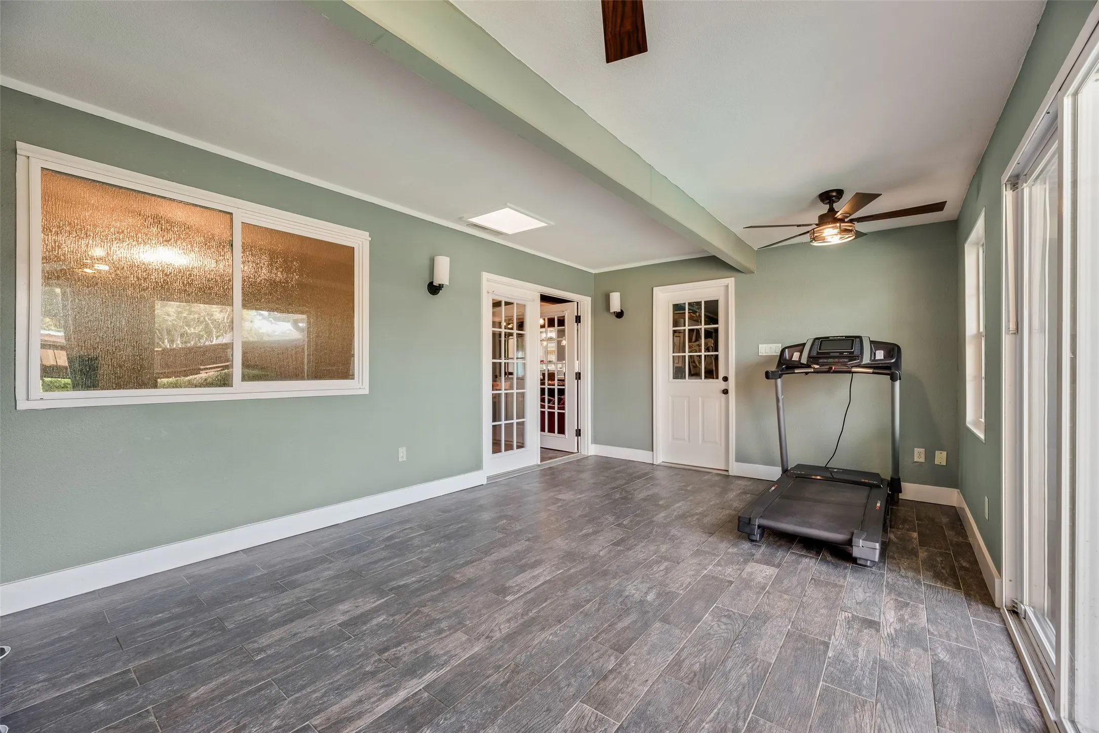 Single Family Residence For Sale in Collin County , 416 High Brook Drive, Richardson, Texas 75080, 4 Bedroom, 3 Bathroom, 2 Garage spaces, 2,334 Sqft, built in 1969, mls#21411285, Real Estate Agent in Richardson, Homes For Sale in Collin county, Homes For Sale in Richardson, Realtor in Richardson Texas, Real Estate Brokerage Independent Realty Texas, Luminita Cordes Realtor
