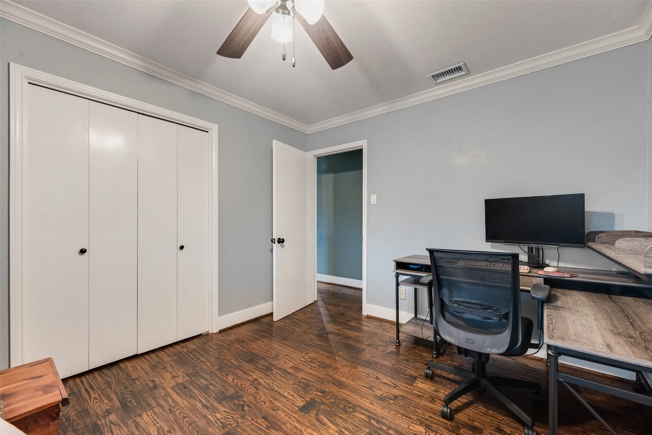 Single Family Residence For Sale in Collin County , 416 High Brook Drive, Richardson, Texas 75080, 4 Bedroom, 3 Bathroom, 2 Garage spaces, 2,334 Sqft, built in 1969, mls#21411285, Real Estate Agent in Richardson, Homes For Sale in Collin county, Homes For Sale in Richardson, Realtor in Richardson Texas, Real Estate Brokerage Independent Realty Texas, Luminita Cordes Realtor