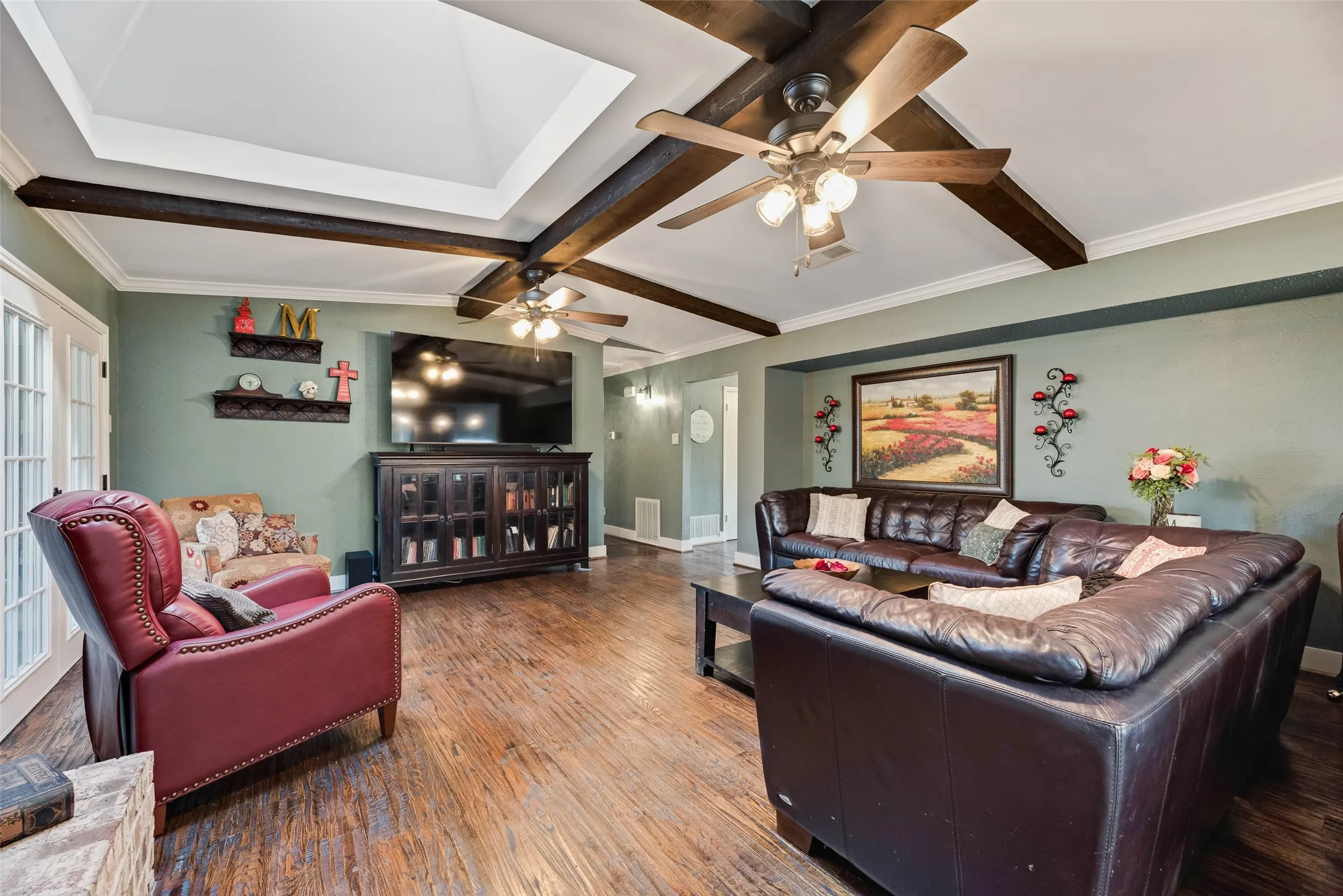 Single Family Residence For Sale in Collin County , 416 High Brook Drive, Richardson, Texas 75080, 4 Bedroom, 3 Bathroom, 2 Garage spaces, 2,334 Sqft, built in 1969, mls#21411285, Real Estate Agent in Richardson, Homes For Sale in Collin county, Homes For Sale in Richardson, Realtor in Richardson Texas, Real Estate Brokerage Independent Realty Texas, Luminita Cordes Realtor