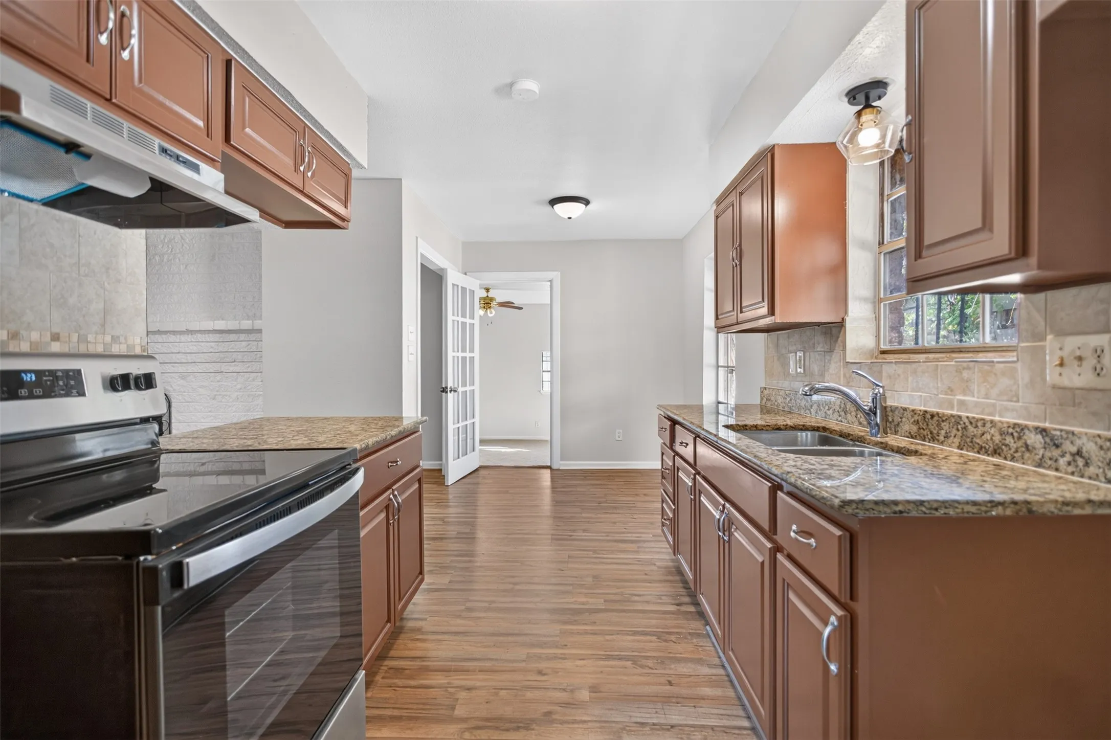 Single Family Residence For Sale in Dallas County , 9610 Jennie Lee Lane, Dallas, Texas 75227, 4 Bedroom, 3 Bathroom, Garage spaces, 3,200 Sqft, built in 1966, mls#21411329, Real Estate Agent in Dallas, Homes For Sale in Dallas county, Homes For Sale in Dallas, Realtor in Dallas Texas, Real Estate Brokerage Independent Realty Texas, Luminita Cordes Realtor