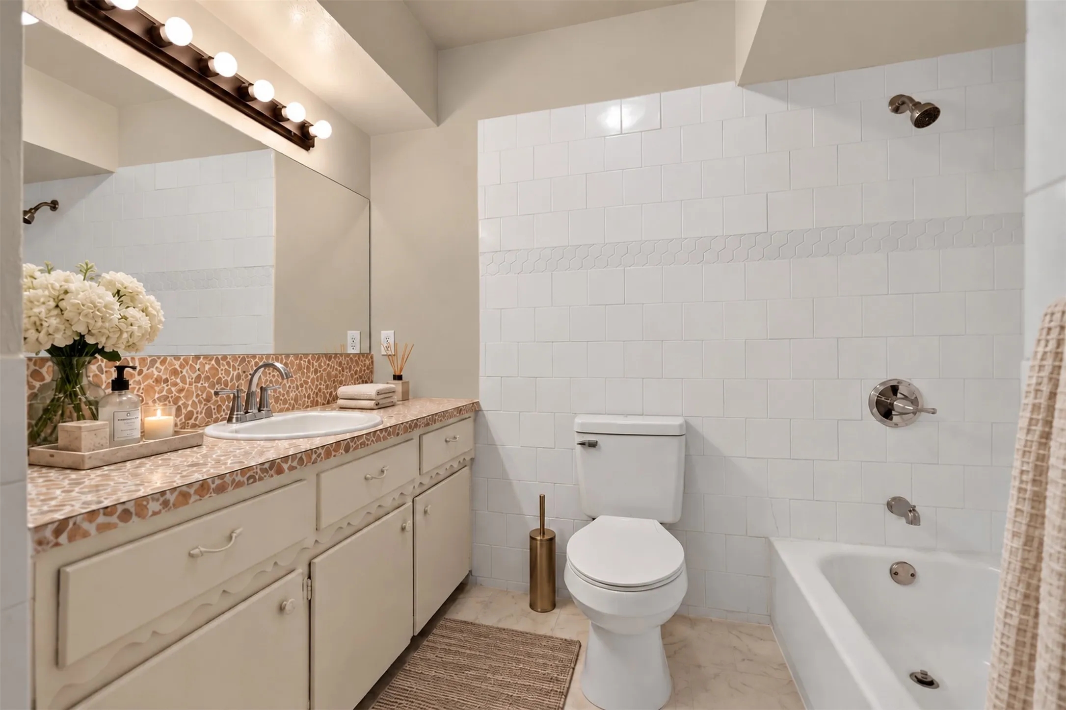 Single Family Residence For Sale in Dallas County , 9610 Jennie Lee Lane, Dallas, Texas 75227, 4 Bedroom, 3 Bathroom, Garage spaces, 3,200 Sqft, built in 1966, mls#21411329, Real Estate Agent in Dallas, Homes For Sale in Dallas county, Homes For Sale in Dallas, Realtor in Dallas Texas, Real Estate Brokerage Independent Realty Texas, Luminita Cordes Realtor