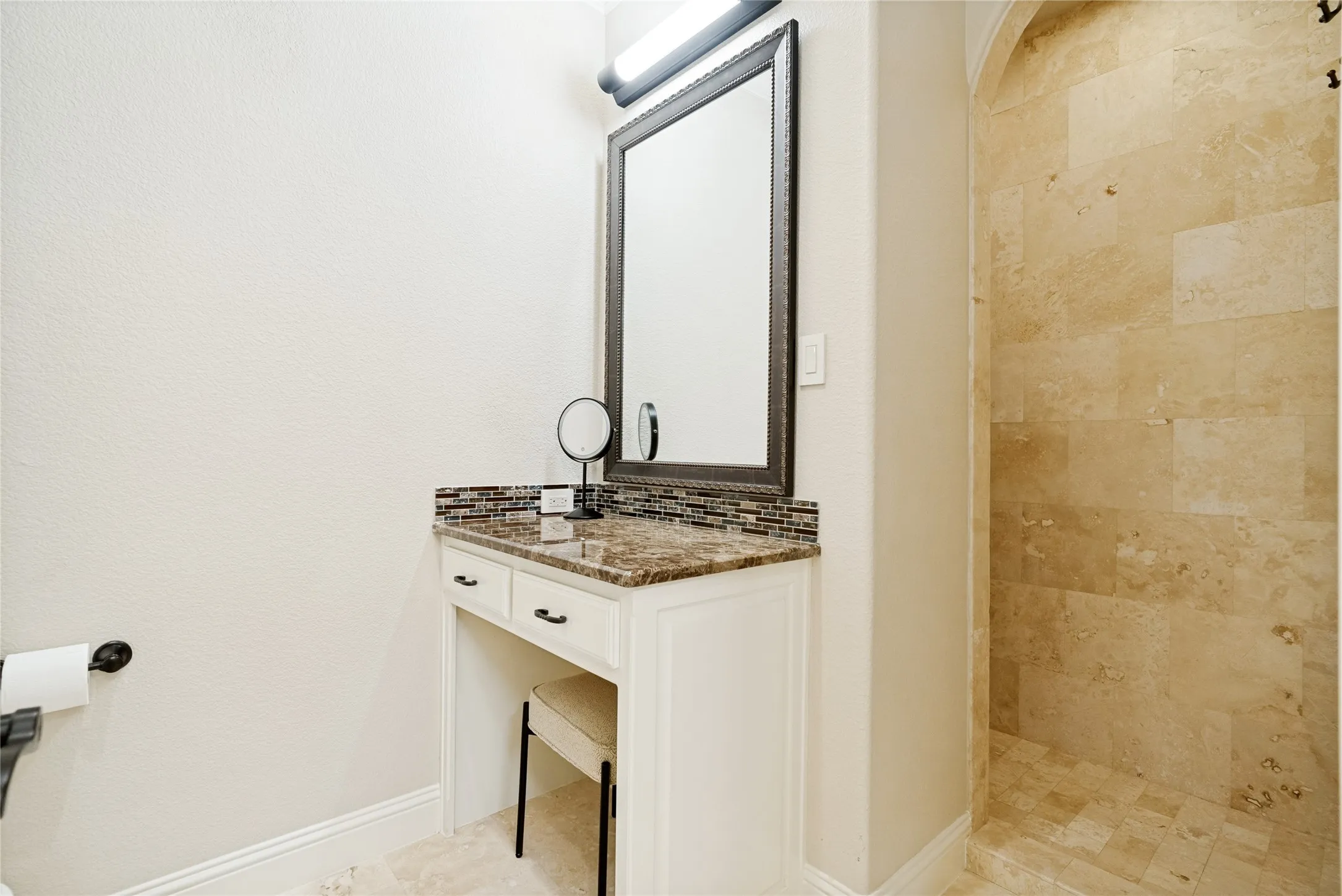 Single Family Residence For Sale in Tarrant County , 4663 Sidonia Court, Fort Worth, Texas 76126, 4 Bedroom, 4 Bathroom, 3 Garage spaces, 4,306 Sqft, built in 2012, mls#21412372, Real Estate Agent in Fort Worth, Homes For Sale in Tarrant county, Homes For Sale in Fort Worth, Realtor in Fort Worth Texas, Real Estate Brokerage Independent Realty Texas, Luminita Cordes Realtor
