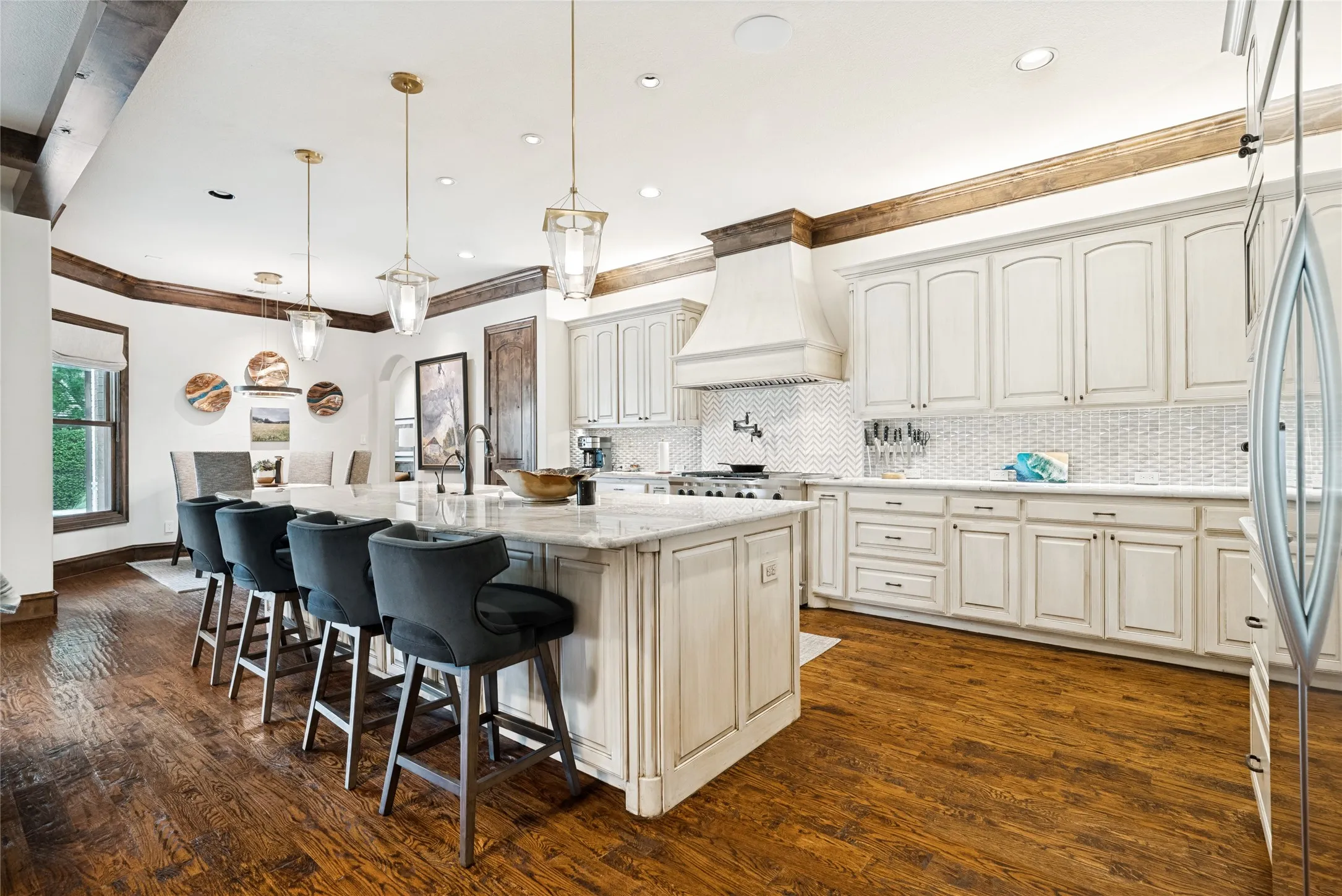 Single Family Residence For Sale in Tarrant County , 4663 Sidonia Court, Fort Worth, Texas 76126, 4 Bedroom, 4 Bathroom, 3 Garage spaces, 4,306 Sqft, built in 2012, mls#21412372, Real Estate Agent in Fort Worth, Homes For Sale in Tarrant county, Homes For Sale in Fort Worth, Realtor in Fort Worth Texas, Real Estate Brokerage Independent Realty Texas, Luminita Cordes Realtor