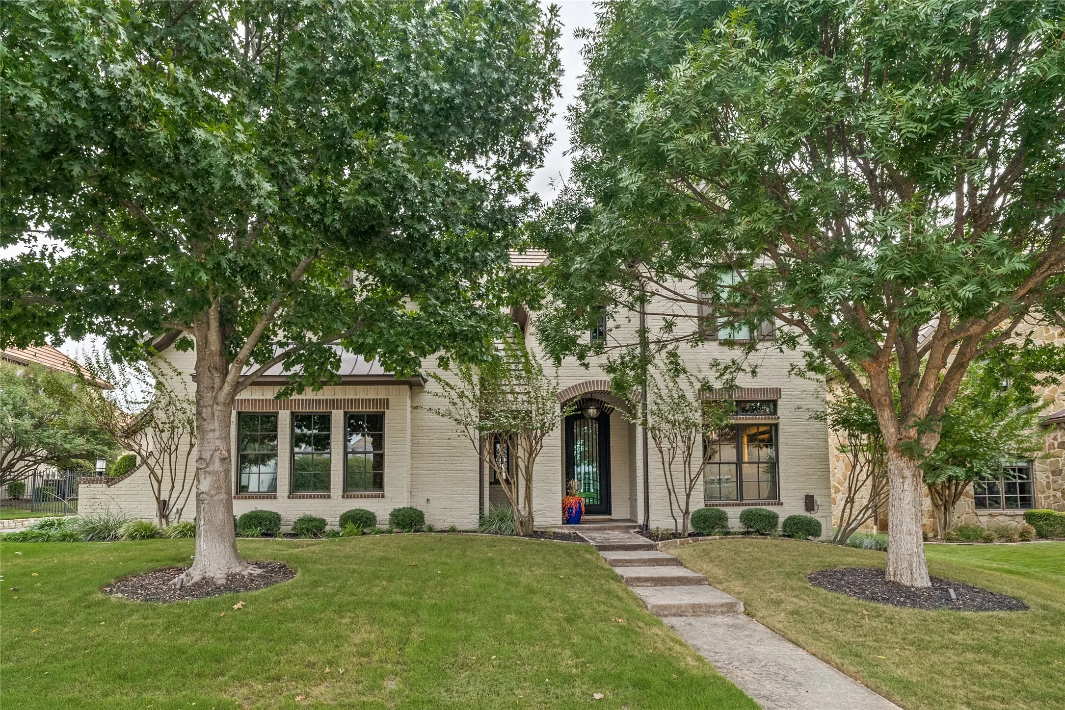 Single Family Residence For Sale