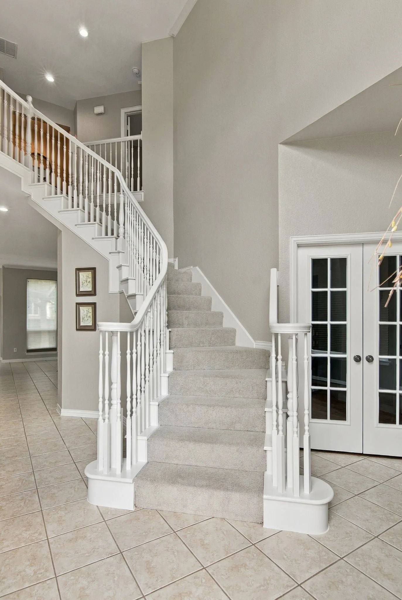 Single Family Residence For Sale in Denton County , 3101 Sheryl Drive, Flower Mound, Texas 75022, 4 Bedroom, 3 Bathroom, 2 Garage spaces, 2,856 Sqft, built in 2000, mls#21412336, Real Estate Agent in Flower Mound, Homes For Sale in Denton county, Homes For Sale in Flower Mound, Realtor in Flower Mound Texas, Real Estate Brokerage Independent Realty Texas, Luminita Cordes Realtor
