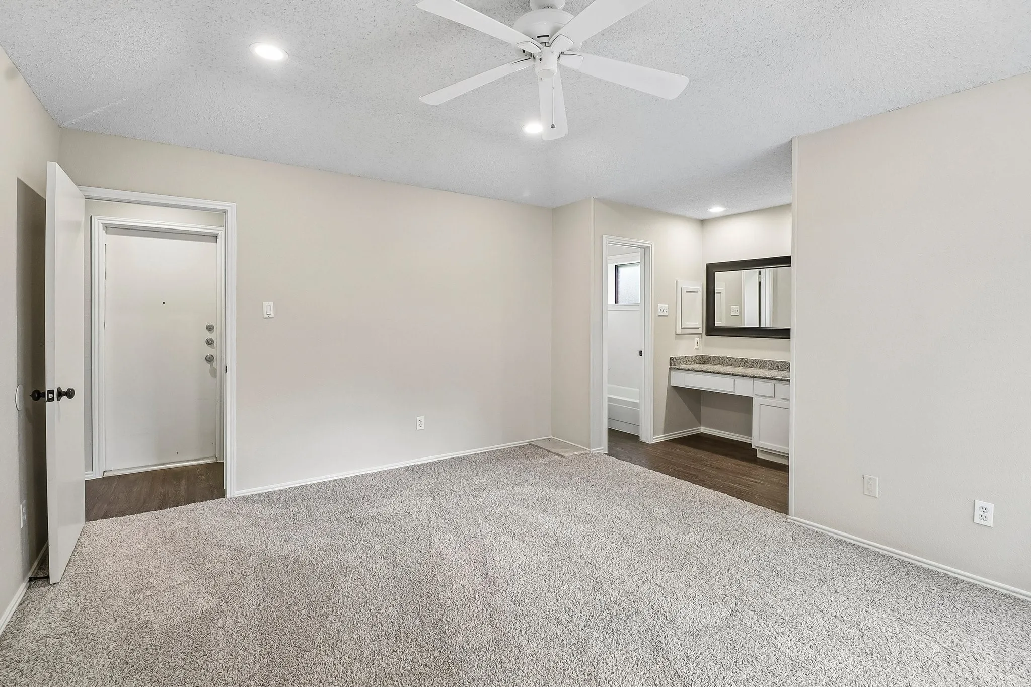 Single Family Residence For Sale in Collin County , 7305 Elizabeth Place, Plano, Texas 75025, 3 Bedroom, 2 Bathroom, 2 Garage spaces, 1,453 Sqft, built in 1986, mls#21412376, Real Estate Agent in Plano, Homes For Sale in Collin county, Homes For Sale in Plano, Realtor in Plano Texas, Real Estate Brokerage Independent Realty Texas, Luminita Cordes Realtor