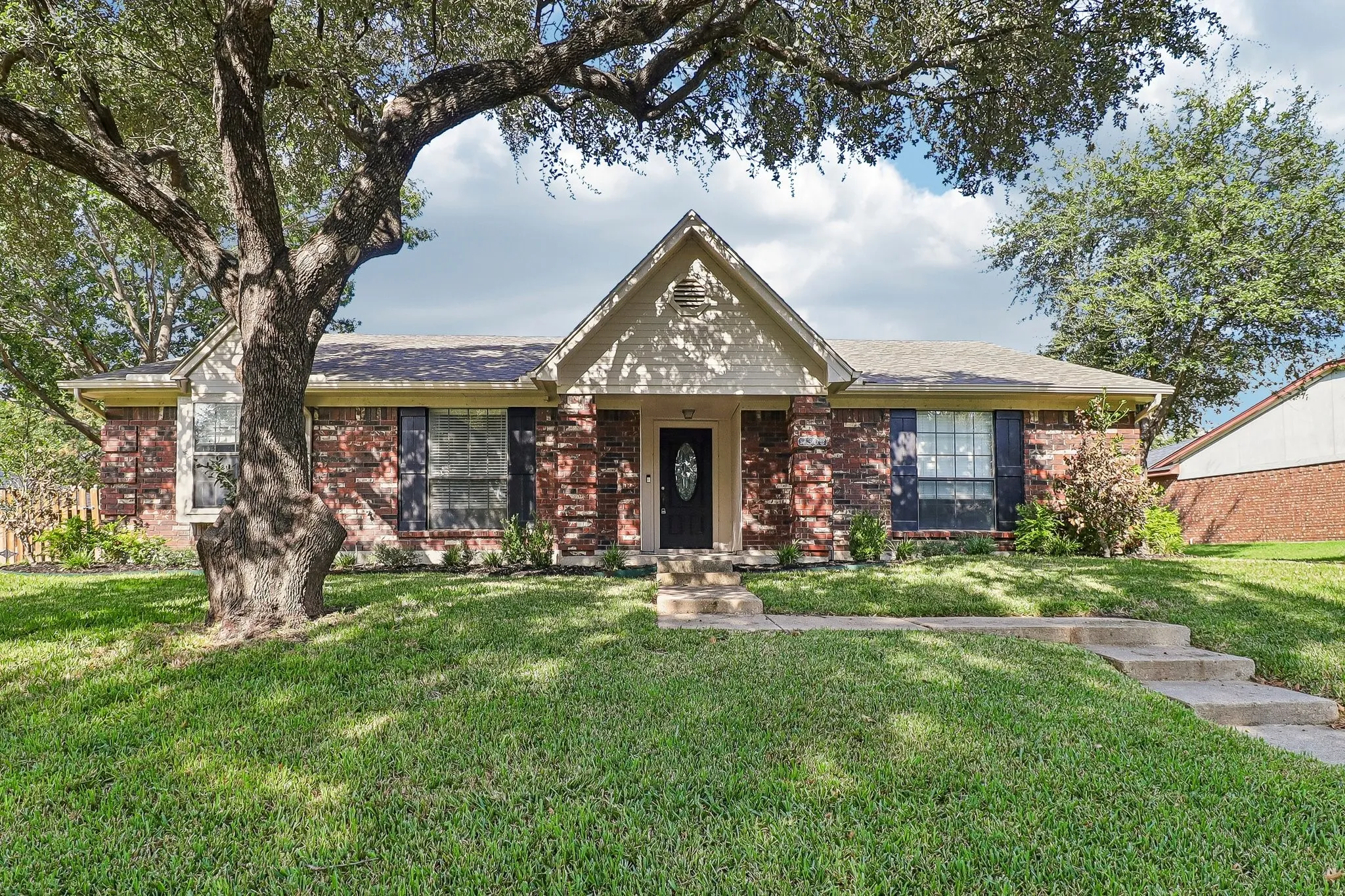 Single Family Residence For Sale