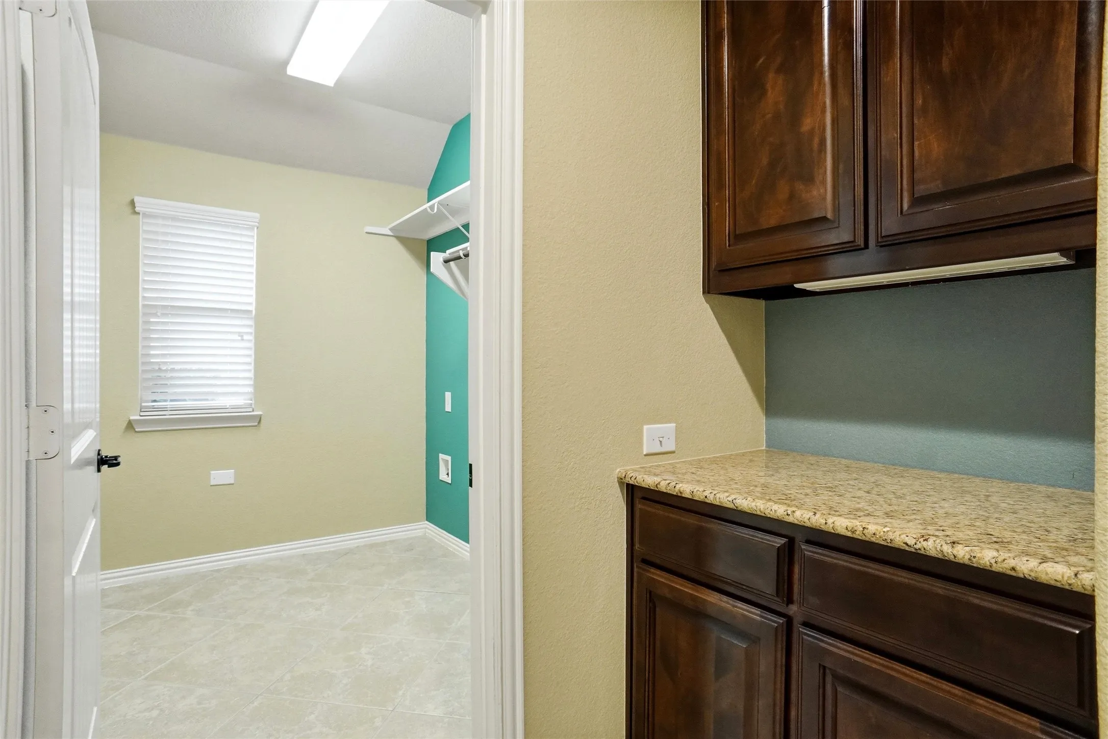 Single Family Residence For Sale in Dallas County , 8301 Rock Valley Drive, Rowlett, Texas 75089, 4 Bedroom, 3 Bathroom, 3 Garage spaces, 2,577 Sqft, built in 2012, mls#21410713, Real Estate Agent in Rowlett, Homes For Sale in Dallas county, Homes For Sale in Rowlett, Realtor in Rowlett Texas, Real Estate Brokerage Independent Realty Texas, Luminita Cordes Realtor