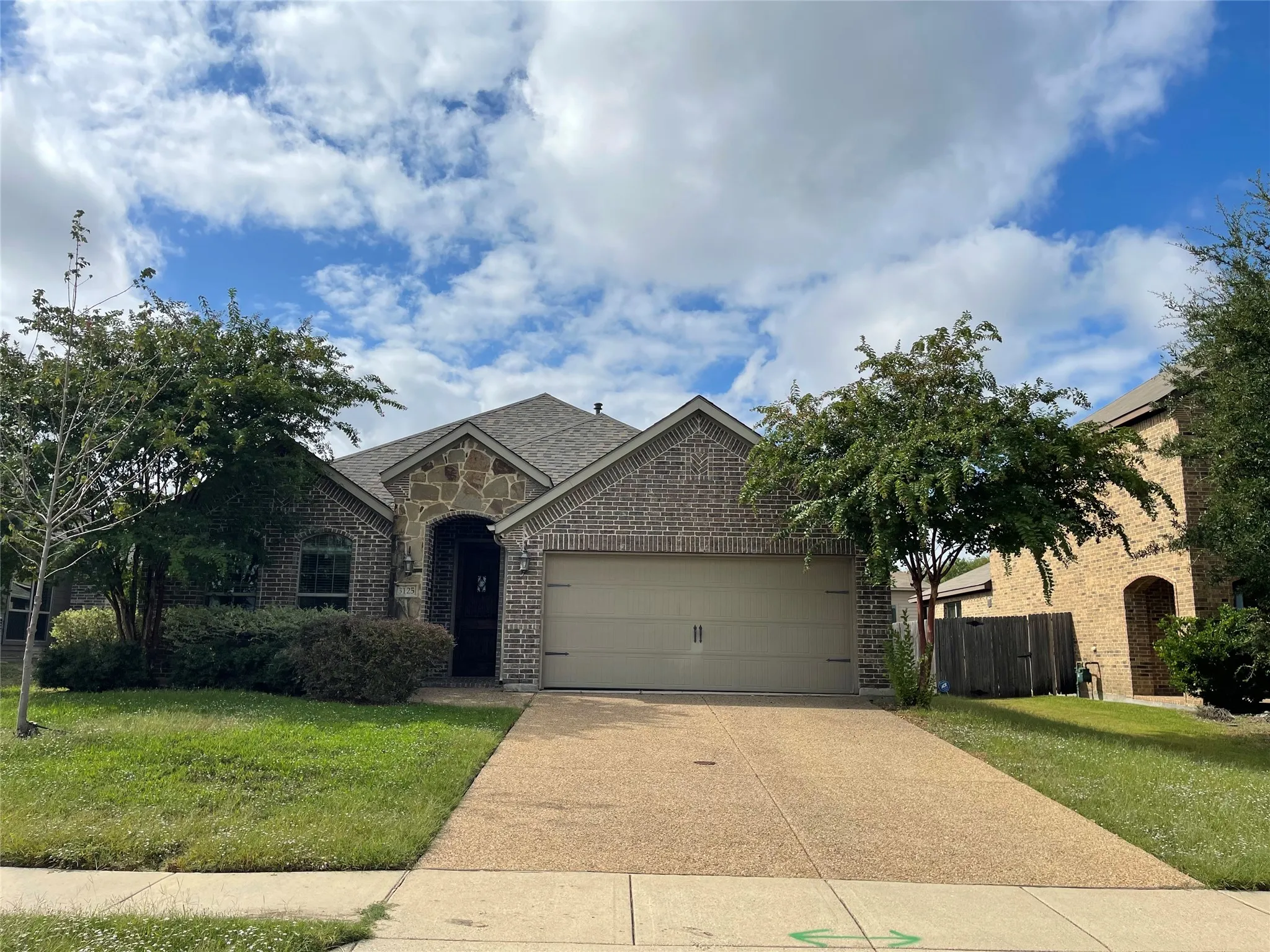 Single Family Residence For Rent