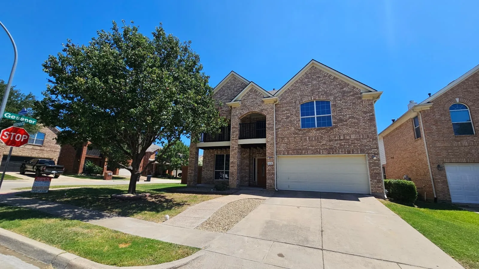 Single Family Residence For Rent in Tarrant County , 5236 Hilcroft Road, Fort Worth, Texas 76244, 4 Bedroom, 3 Bathroom, 2 Garage spaces, 2,846 Sqft, built in 2006, mls#21412463, Real Estate Agent in Fort Worth, Homes For Rent in Tarrant county, Homes For Rent in Fort Worth, Realtor in Fort Worth Texas, Real Estate Brokerage Independent Realty Texas, Luminita Cordes Realtor