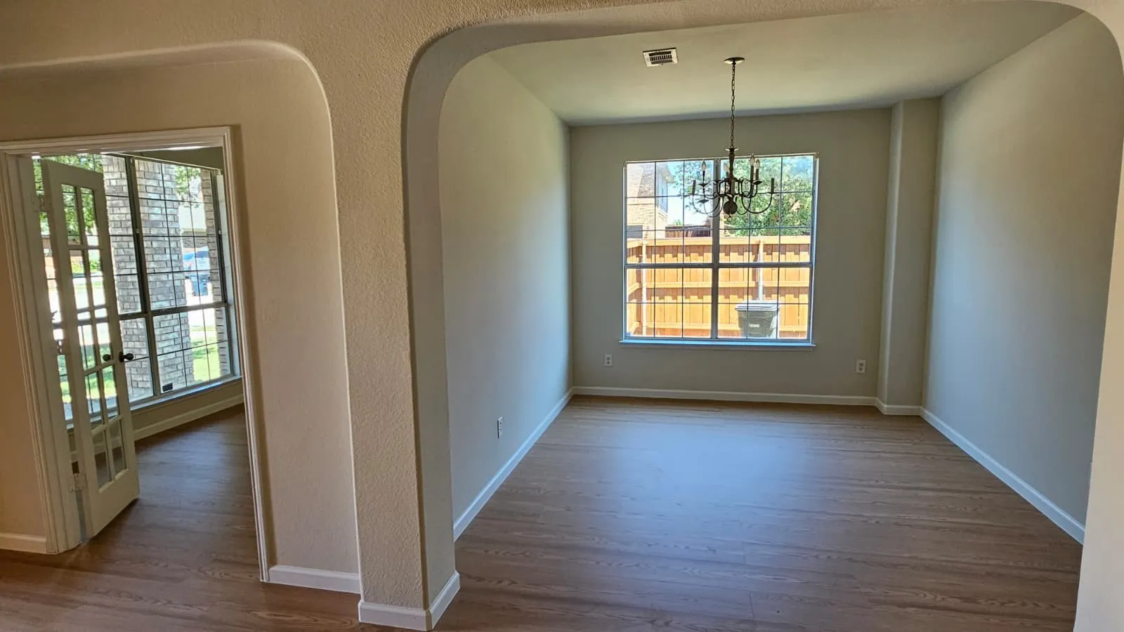 Single Family Residence For Rent in Tarrant County , 5236 Hilcroft Road, Fort Worth, Texas 76244, 4 Bedroom, 3 Bathroom, 2 Garage spaces, 2,846 Sqft, built in 2006, mls#21412463, Real Estate Agent in Fort Worth, Homes For Rent in Tarrant county, Homes For Rent in Fort Worth, Realtor in Fort Worth Texas, Real Estate Brokerage Independent Realty Texas, Luminita Cordes Realtor