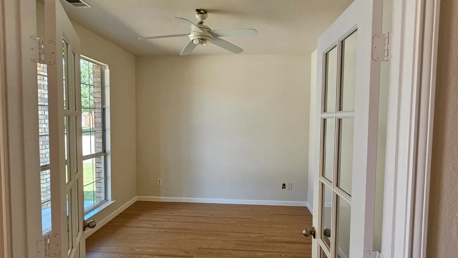 Single Family Residence For Rent in Tarrant County , 5236 Hilcroft Road, Fort Worth, Texas 76244, 4 Bedroom, 3 Bathroom, 2 Garage spaces, 2,846 Sqft, built in 2006, mls#21412463, Real Estate Agent in Fort Worth, Homes For Rent in Tarrant county, Homes For Rent in Fort Worth, Realtor in Fort Worth Texas, Real Estate Brokerage Independent Realty Texas, Luminita Cordes Realtor