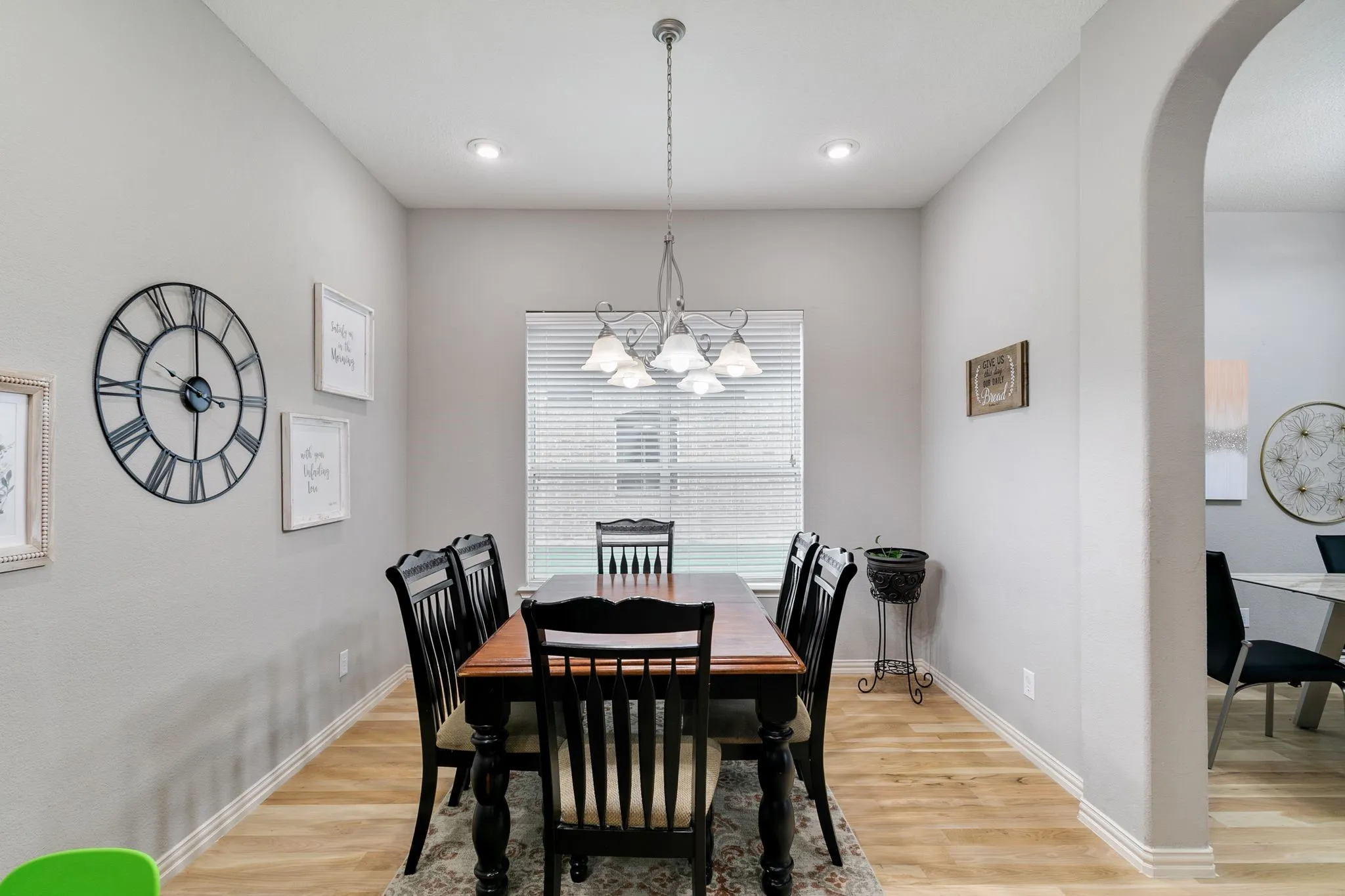 Single Family Residence For Rent in Denton County , 12415 Grayhawk Boulevard, Frisco, Texas 75033, 4 Bedroom, 4 Bathroom, 3 Garage spaces, 4,349 Sqft, built in 2006, mls#21394550, Real Estate Agent in Frisco, Homes For Rent in Denton county, Homes For Rent in Frisco, Realtor in Frisco Texas, Real Estate Brokerage Independent Realty Texas, Luminita Cordes Realtor