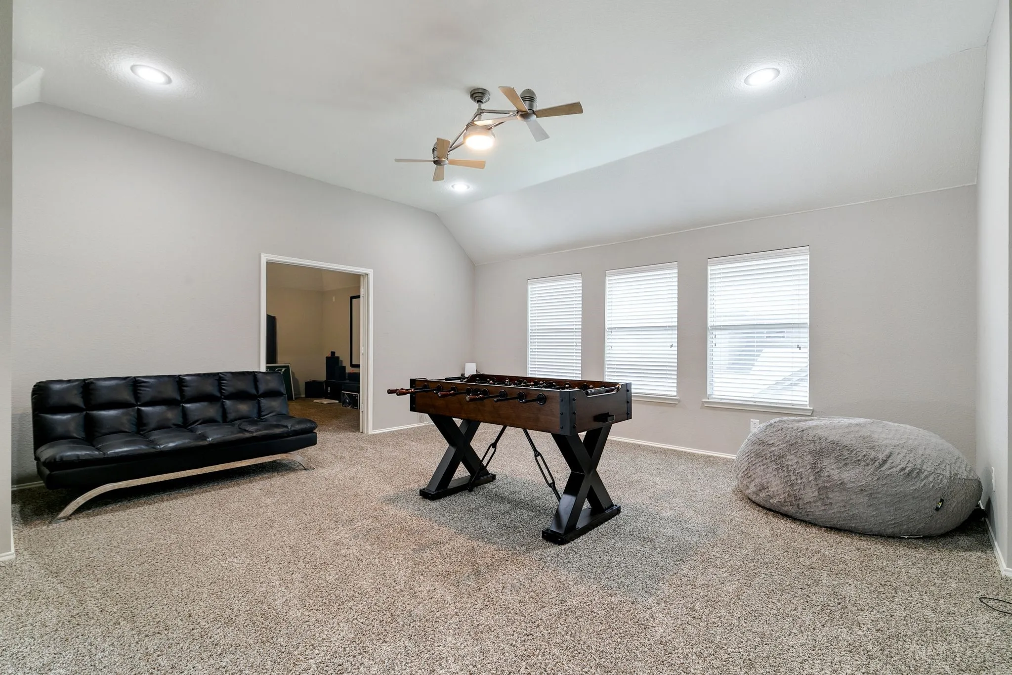 Single Family Residence For Rent in Denton County , 12415 Grayhawk Boulevard, Frisco, Texas 75033, 4 Bedroom, 4 Bathroom, 3 Garage spaces, 4,349 Sqft, built in 2006, mls#21394550, Real Estate Agent in Frisco, Homes For Rent in Denton county, Homes For Rent in Frisco, Realtor in Frisco Texas, Real Estate Brokerage Independent Realty Texas, Luminita Cordes Realtor