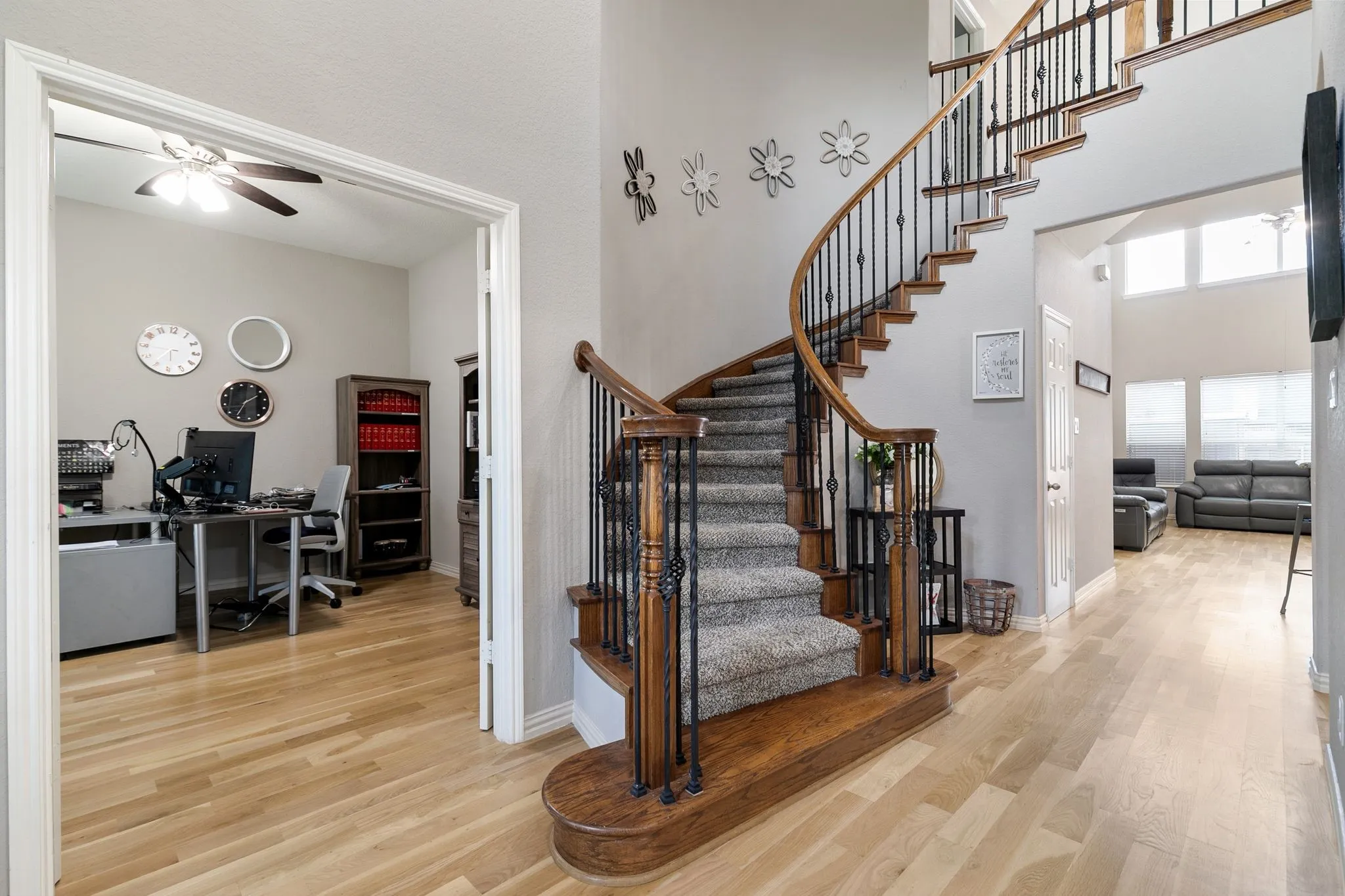 Single Family Residence For Rent in Denton County , 12415 Grayhawk Boulevard, Frisco, Texas 75033, 4 Bedroom, 4 Bathroom, 3 Garage spaces, 4,349 Sqft, built in 2006, mls#21394550, Real Estate Agent in Frisco, Homes For Rent in Denton county, Homes For Rent in Frisco, Realtor in Frisco Texas, Real Estate Brokerage Independent Realty Texas, Luminita Cordes Realtor
