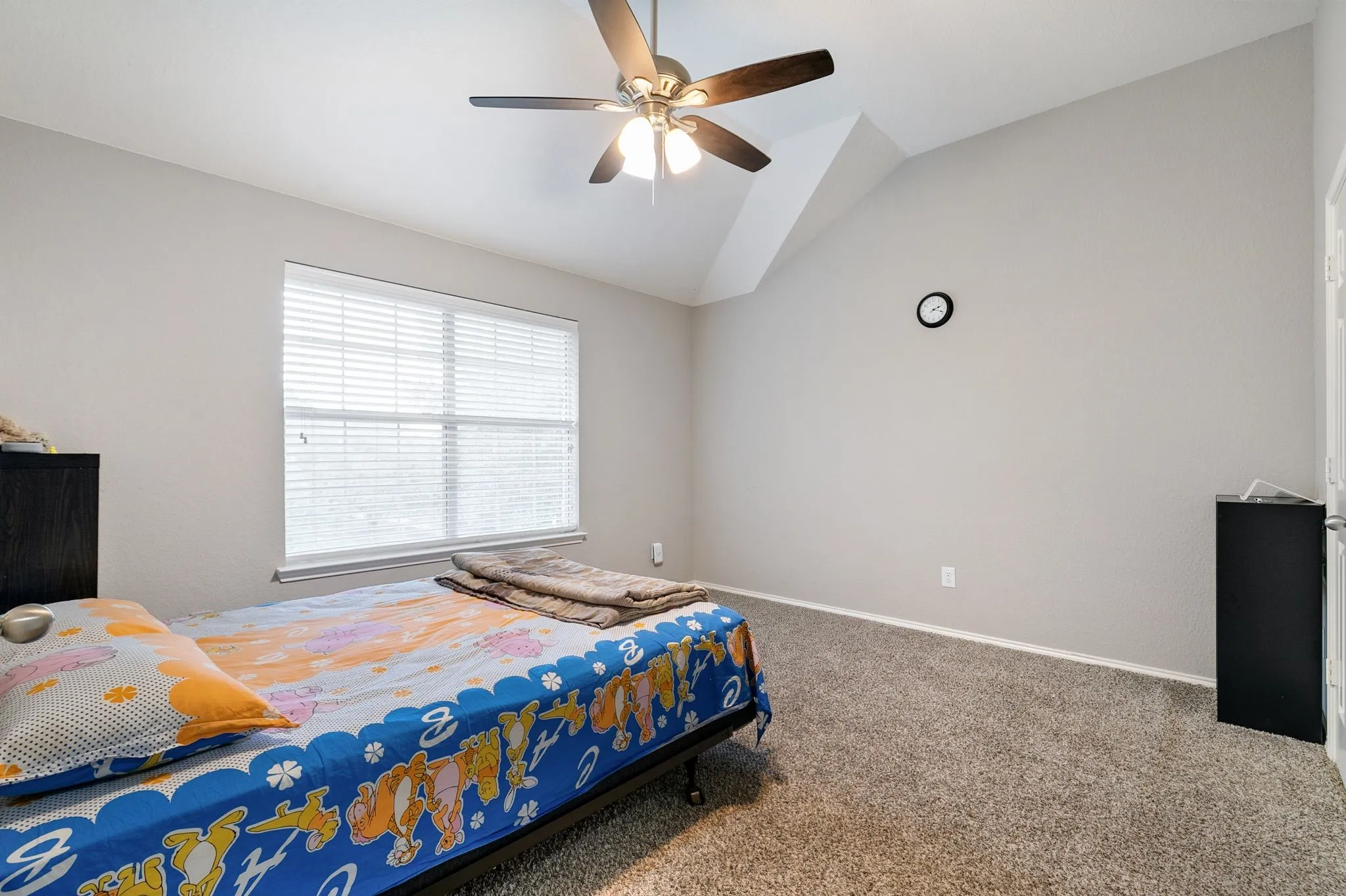 Single Family Residence For Rent in Denton County , 12415 Grayhawk Boulevard, Frisco, Texas 75033, 4 Bedroom, 4 Bathroom, 3 Garage spaces, 4,349 Sqft, built in 2006, mls#21394550, Real Estate Agent in Frisco, Homes For Rent in Denton county, Homes For Rent in Frisco, Realtor in Frisco Texas, Real Estate Brokerage Independent Realty Texas, Luminita Cordes Realtor