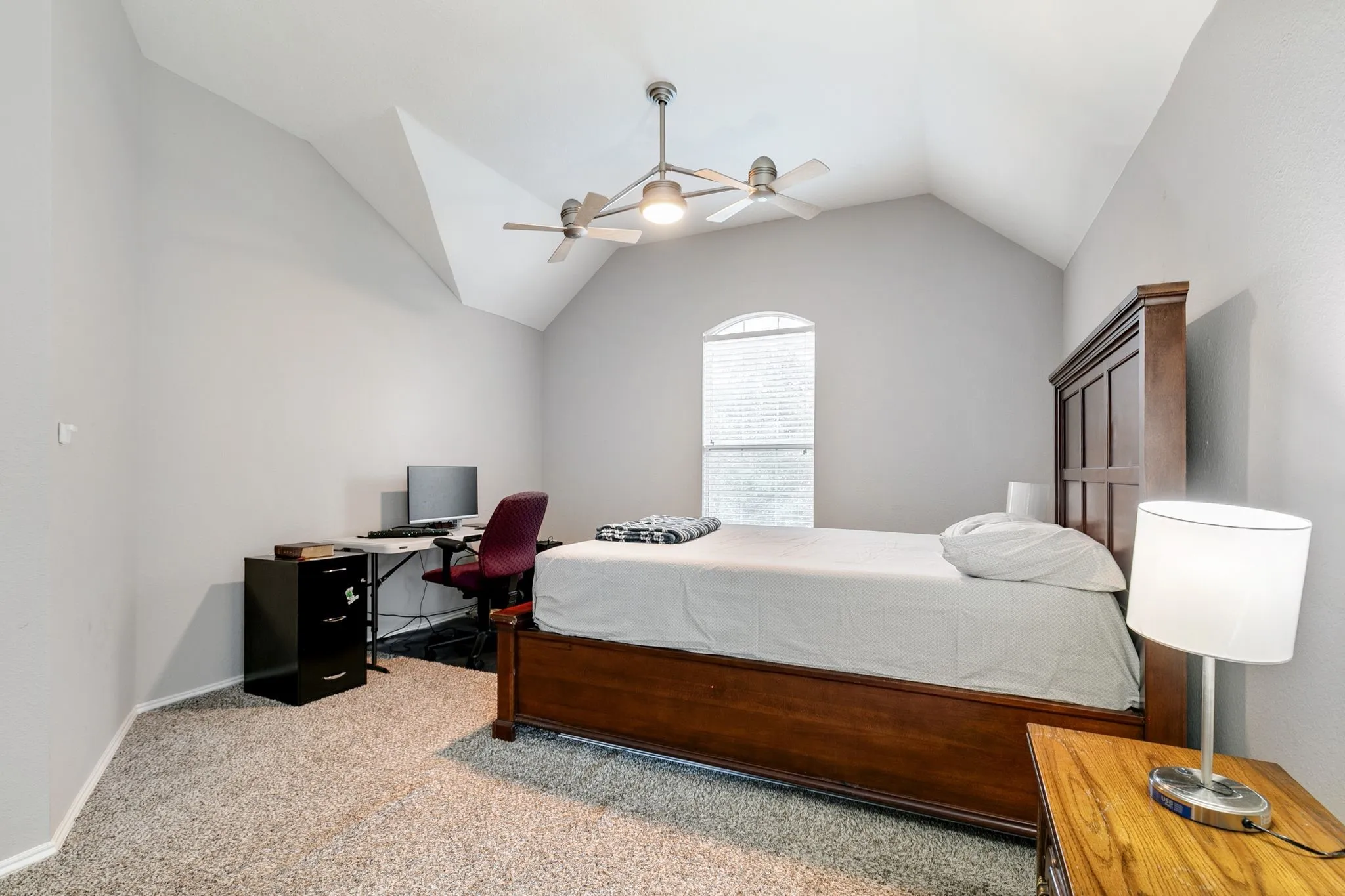 Single Family Residence For Rent in Denton County , 12415 Grayhawk Boulevard, Frisco, Texas 75033, 4 Bedroom, 4 Bathroom, 3 Garage spaces, 4,349 Sqft, built in 2006, mls#21394550, Real Estate Agent in Frisco, Homes For Rent in Denton county, Homes For Rent in Frisco, Realtor in Frisco Texas, Real Estate Brokerage Independent Realty Texas, Luminita Cordes Realtor