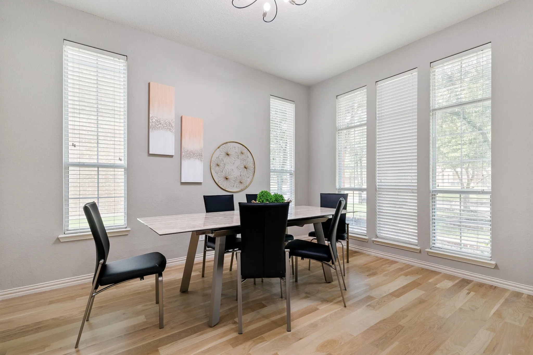 Single Family Residence For Rent in Denton County , 12415 Grayhawk Boulevard, Frisco, Texas 75033, 4 Bedroom, 4 Bathroom, 3 Garage spaces, 4,349 Sqft, built in 2006, mls#21394550, Real Estate Agent in Frisco, Homes For Rent in Denton county, Homes For Rent in Frisco, Realtor in Frisco Texas, Real Estate Brokerage Independent Realty Texas, Luminita Cordes Realtor