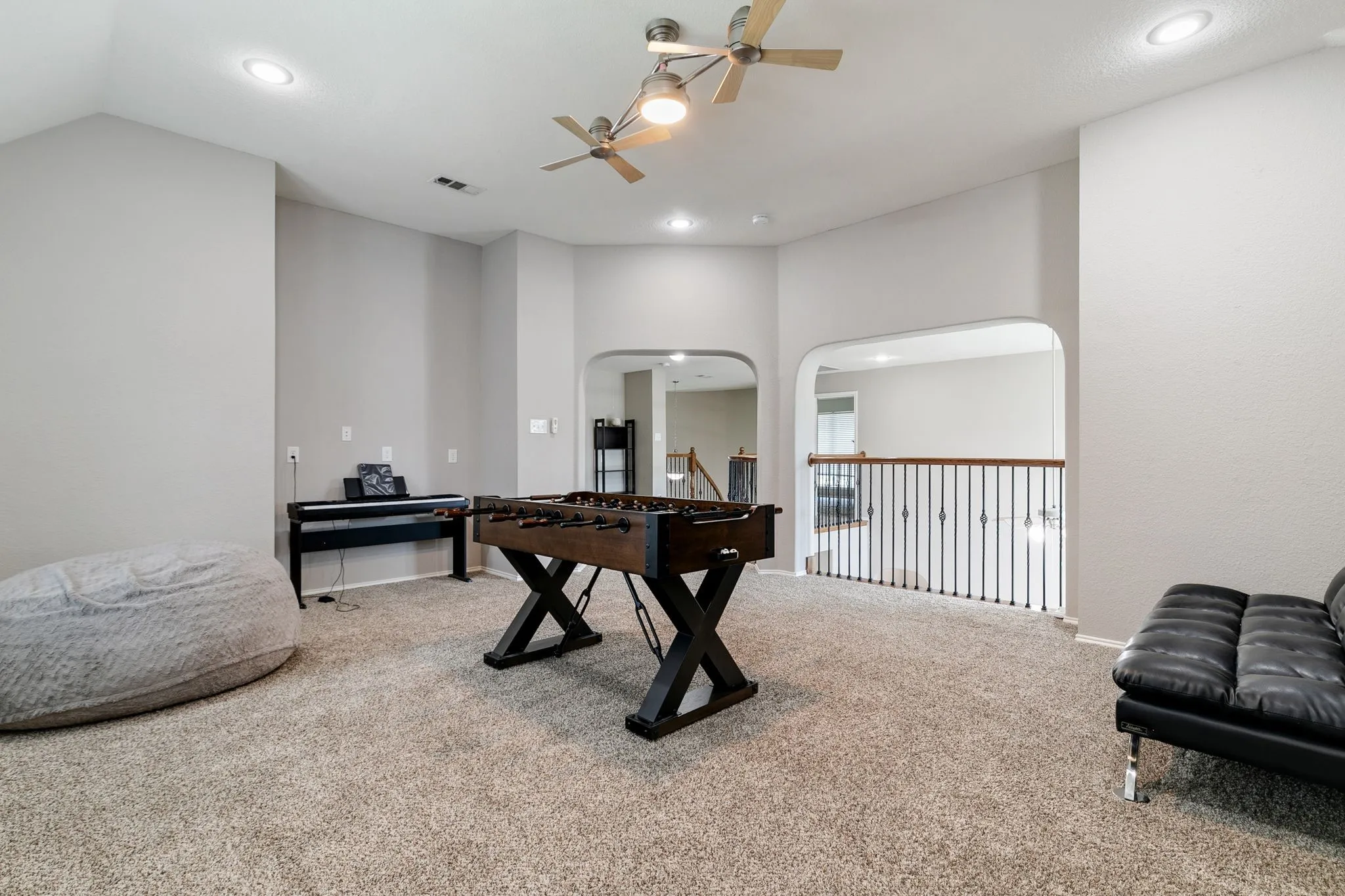 Single Family Residence For Rent in Denton County , 12415 Grayhawk Boulevard, Frisco, Texas 75033, 4 Bedroom, 4 Bathroom, 3 Garage spaces, 4,349 Sqft, built in 2006, mls#21394550, Real Estate Agent in Frisco, Homes For Rent in Denton county, Homes For Rent in Frisco, Realtor in Frisco Texas, Real Estate Brokerage Independent Realty Texas, Luminita Cordes Realtor
