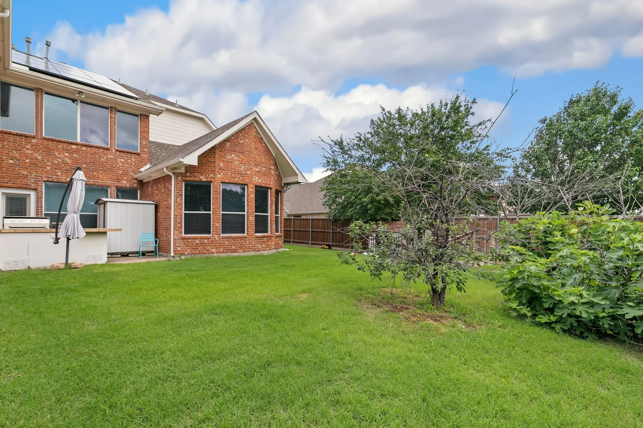 Single Family Residence For Rent in Denton County , 12415 Grayhawk Boulevard, Frisco, Texas 75033, 4 Bedroom, 4 Bathroom, 3 Garage spaces, 4,349 Sqft, built in 2006, mls#21394550, Real Estate Agent in Frisco, Homes For Rent in Denton county, Homes For Rent in Frisco, Realtor in Frisco Texas, Real Estate Brokerage Independent Realty Texas, Luminita Cordes Realtor