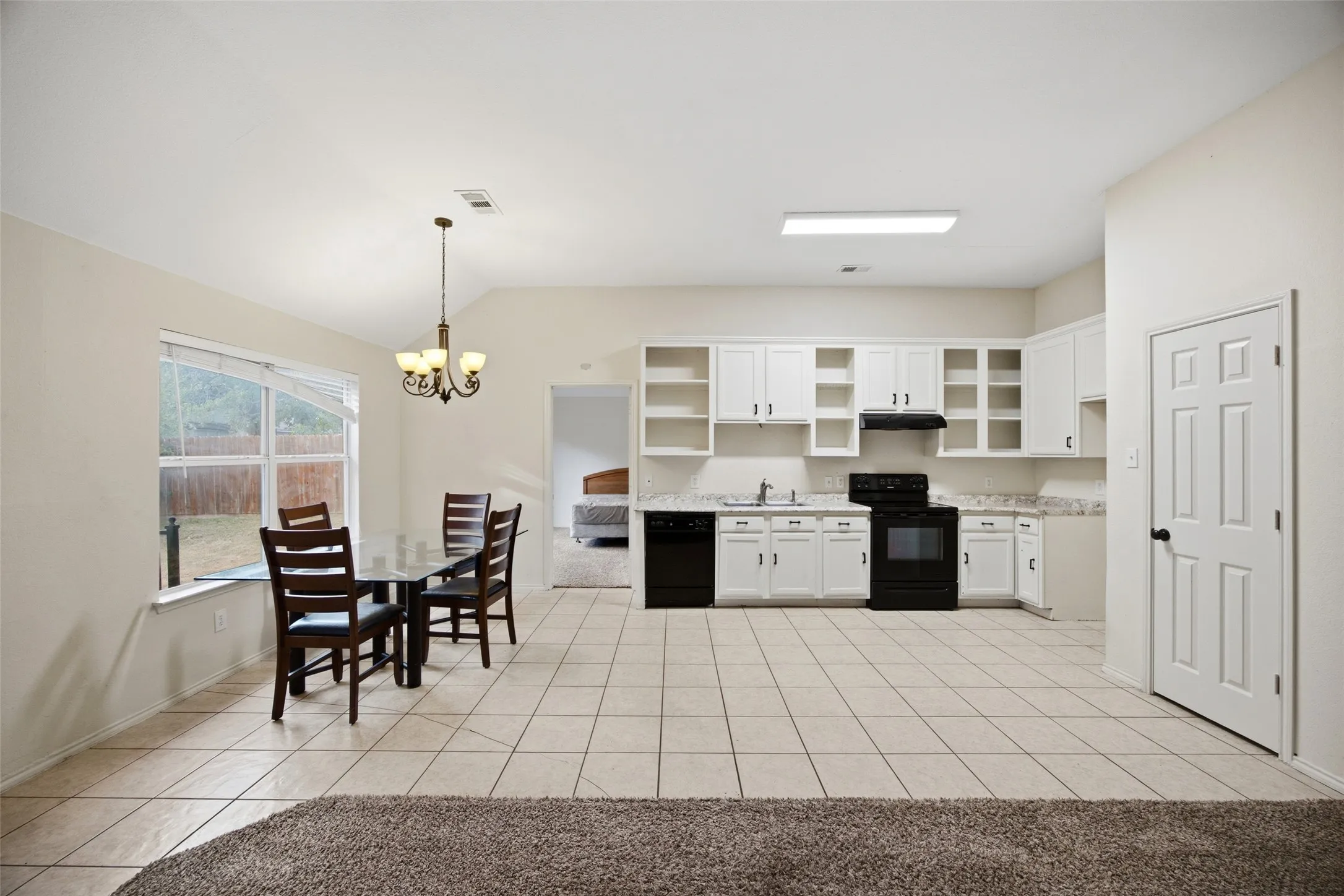 Large eat-in kitchen