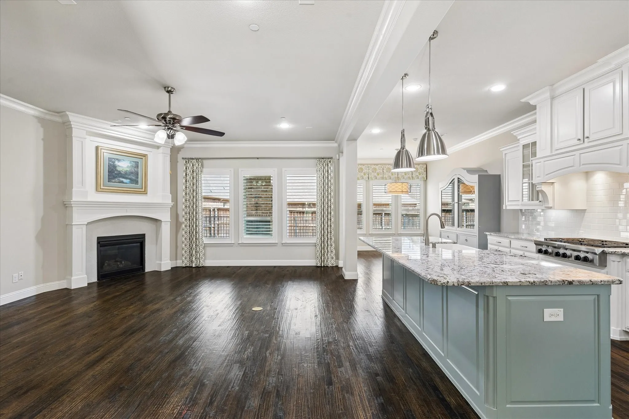 Single Family Residence For Sale in Tarrant County , 2845 Torino Trail, Keller, Texas 76248, 3 Bedroom, 3 Bathroom, 2 Garage spaces, 2,505 Sqft, built in 2015, mls#21411543, Real Estate Agent in Keller, Homes For Sale in Tarrant county, Homes For Sale in Keller, Realtor in Keller Texas, Real Estate Brokerage Independent Realty Texas, Luminita Cordes Realtor