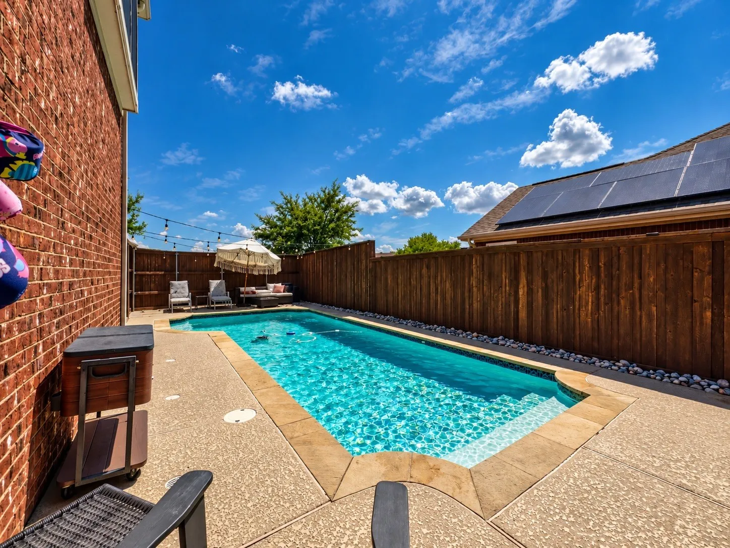 Single Family Residence For Sale in Denton County , 1402 Stone Canyon Way, Lewisville, Texas 75067, 3 Bedroom, 3 Bathroom, 2 Garage spaces, 1,783 Sqft, built in 2000, mls#21411408, Real Estate Agent in Lewisville, Homes For Sale in Denton county, Homes For Sale in Lewisville, Realtor in Lewisville Texas, Real Estate Brokerage Independent Realty Texas, Luminita Cordes Realtor