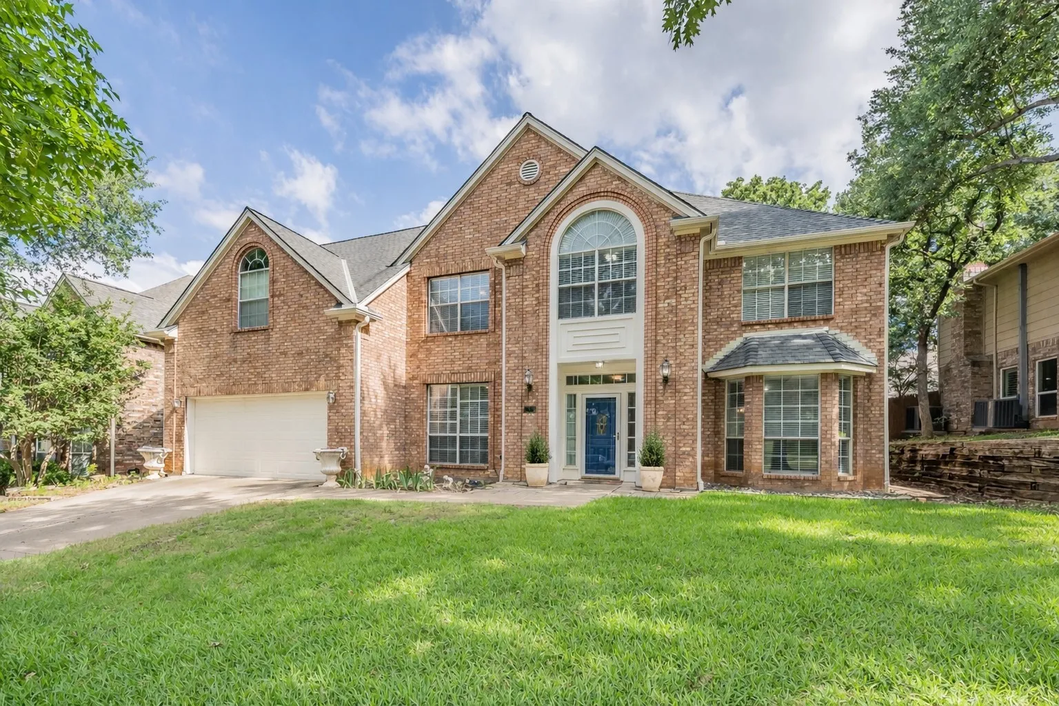 Welcome home to your spacious five bedroom home!