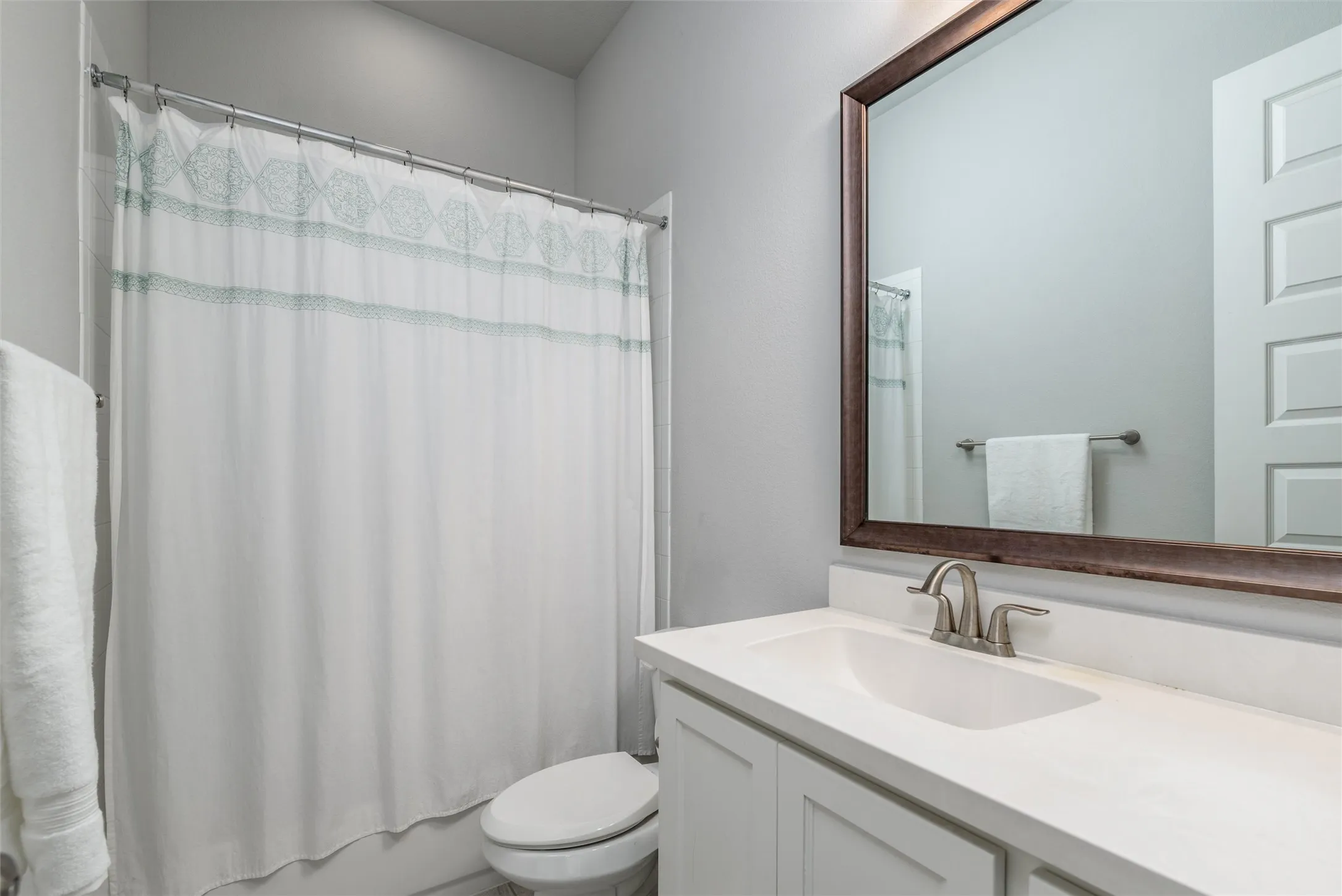 Single Family Residence For Sale in Denton County , 4031 Blue Sage Drive, Prosper, Texas 75078, 4 Bedroom, 4 Bathroom, 2 Garage spaces, 2,842 Sqft, built in 2017, mls#21412471, Real Estate Agent in Prosper, Homes For Sale in Denton county, Homes For Sale in Prosper, Realtor in Prosper Texas, Real Estate Brokerage Independent Realty Texas, Luminita Cordes Realtor