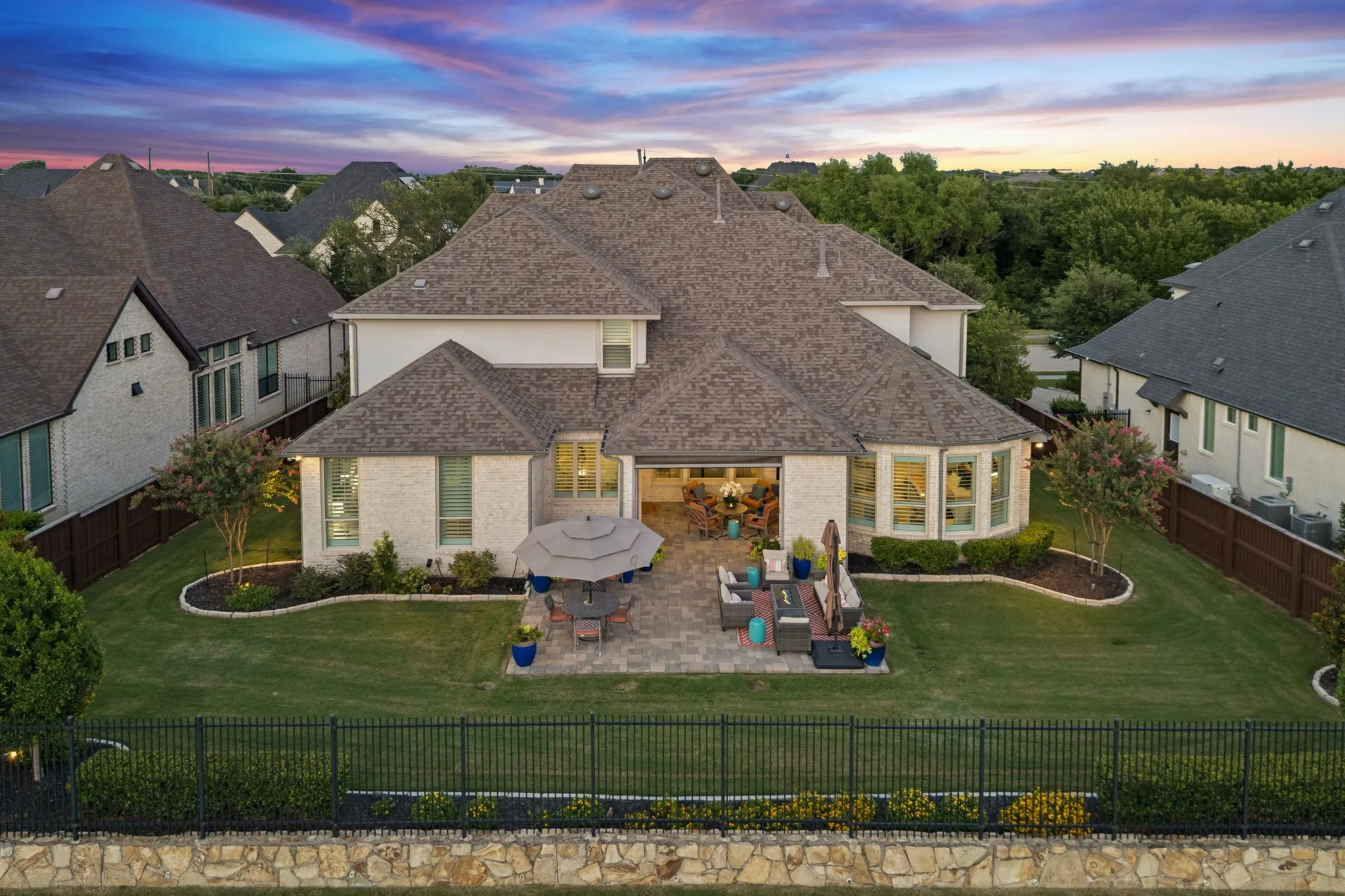 Single Family Residence For Sale in Collin County , 641 Country Brook Lane, Prosper, Texas 75078, 5 Bedroom, 6 Bathroom, 3 Garage spaces, 4,665 Sqft, built in 2017, mls#21412409, Real Estate Agent in Prosper, Homes For Sale in Collin county, Homes For Sale in Prosper, Realtor in Prosper Texas, Real Estate Brokerage Independent Realty Texas, Luminita Cordes Realtor